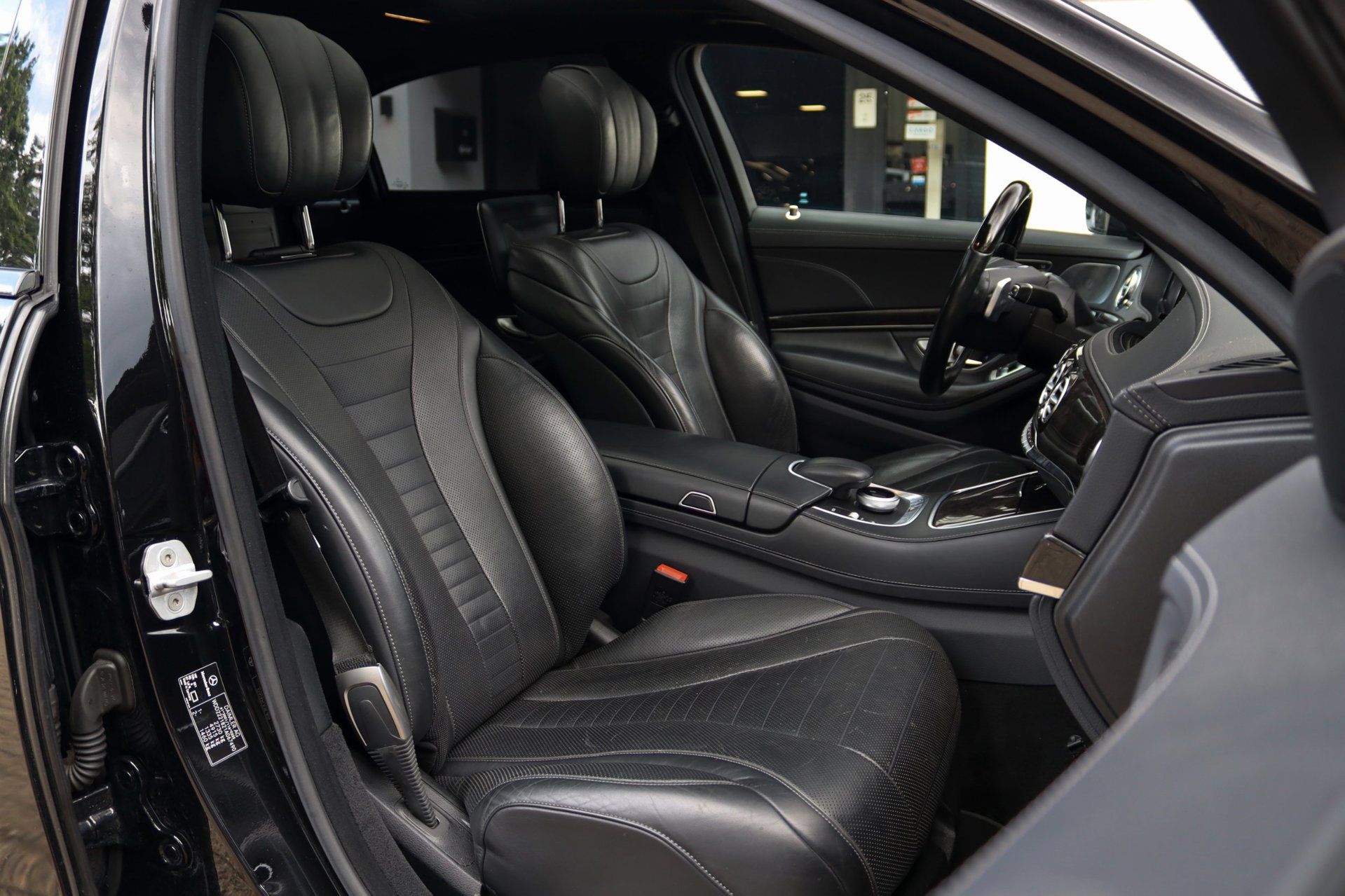 Foto van Mercedes-Benz S 500