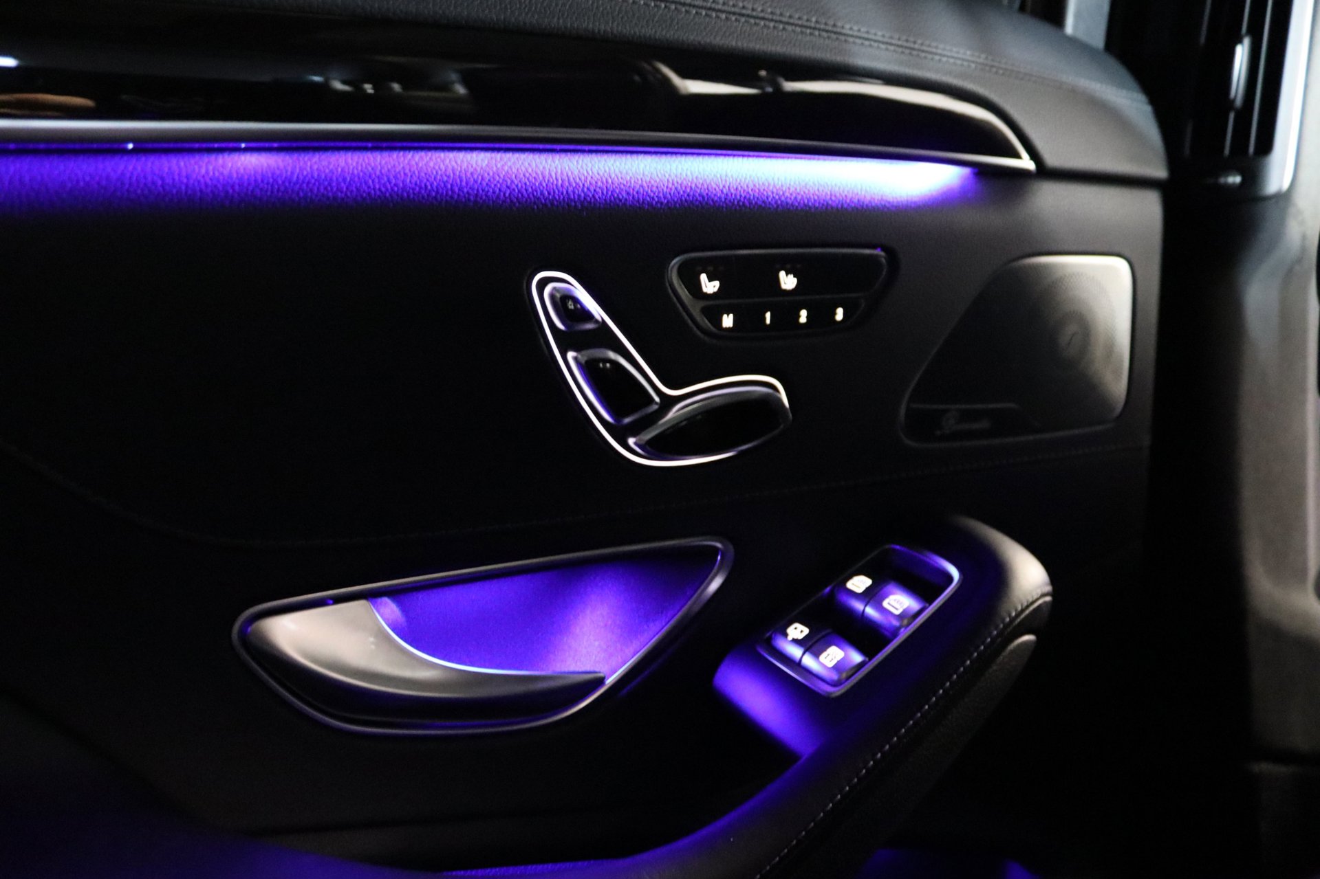 Foto van Mercedes-Benz S 500
