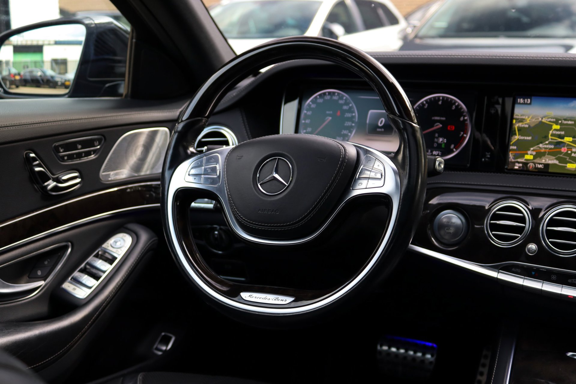 Foto van Mercedes-Benz S 500