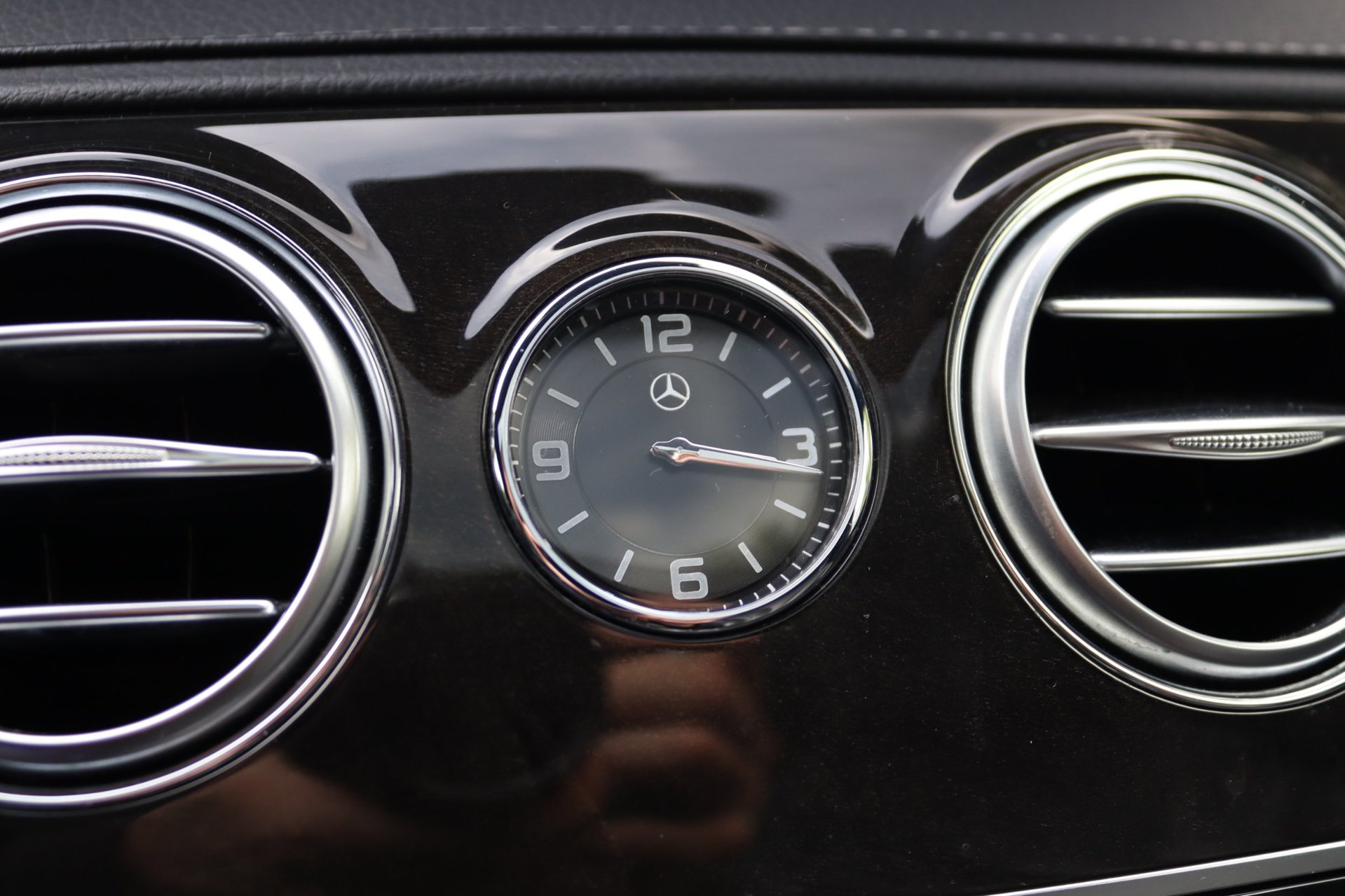 Foto van Mercedes-Benz S 500