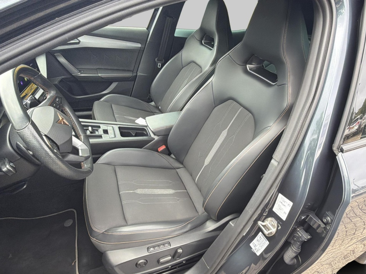 Foto van Cupra Formentor VZ E-hybrid