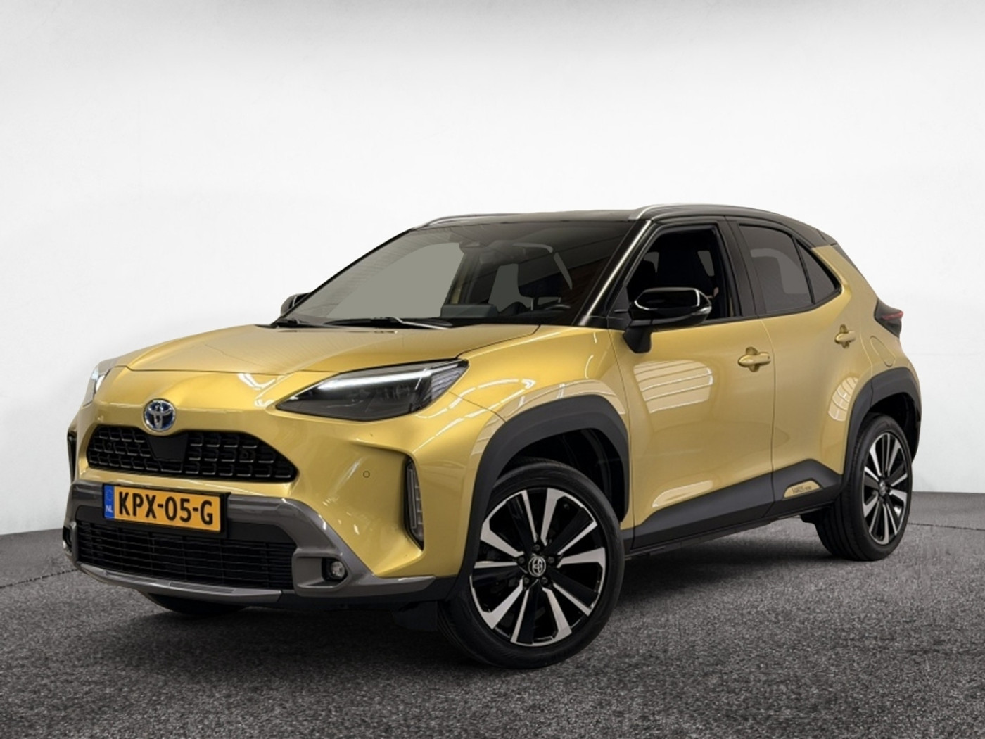 Toyota Toyota Yaris Cross 1.5 Hybrid Launch Edition| JBL |HUD| AWD| STOELVERW+STUUR 2022 - voorkant