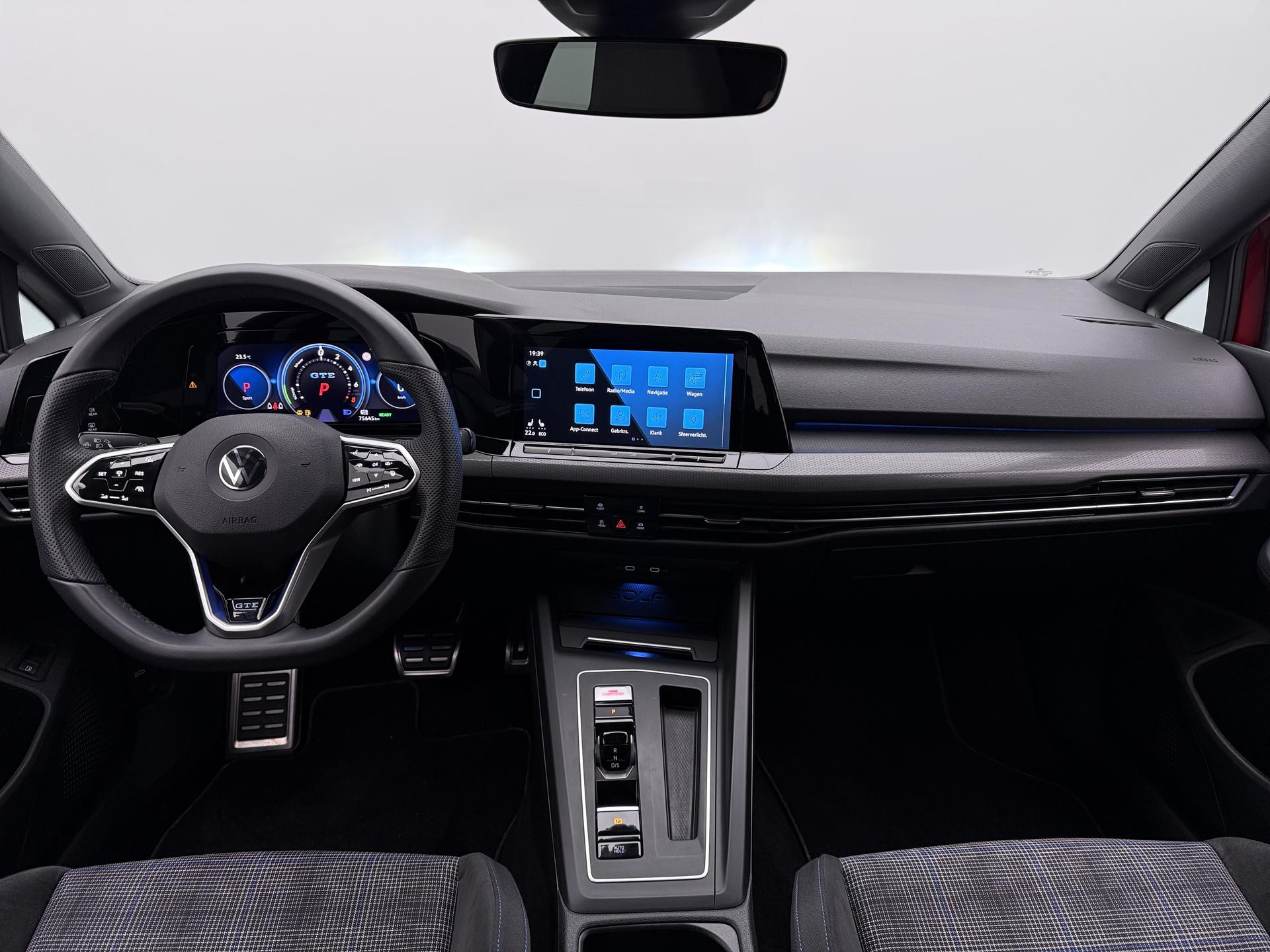 Foto van Volkswagen Golf GTE