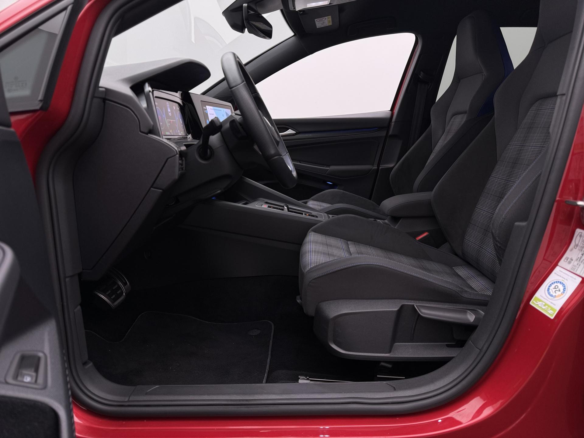 Foto van Volkswagen Golf GTE