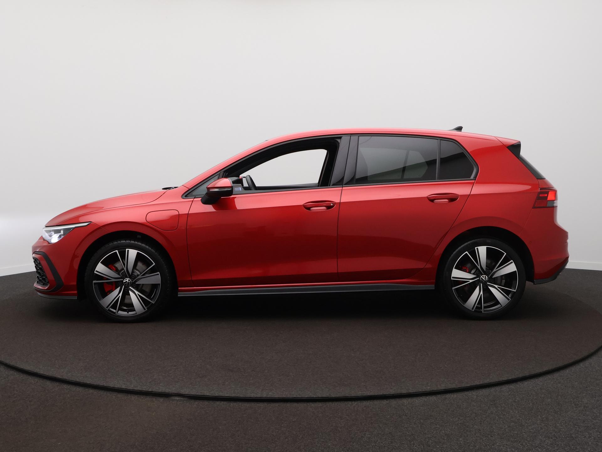 Foto van Volkswagen Golf GTE