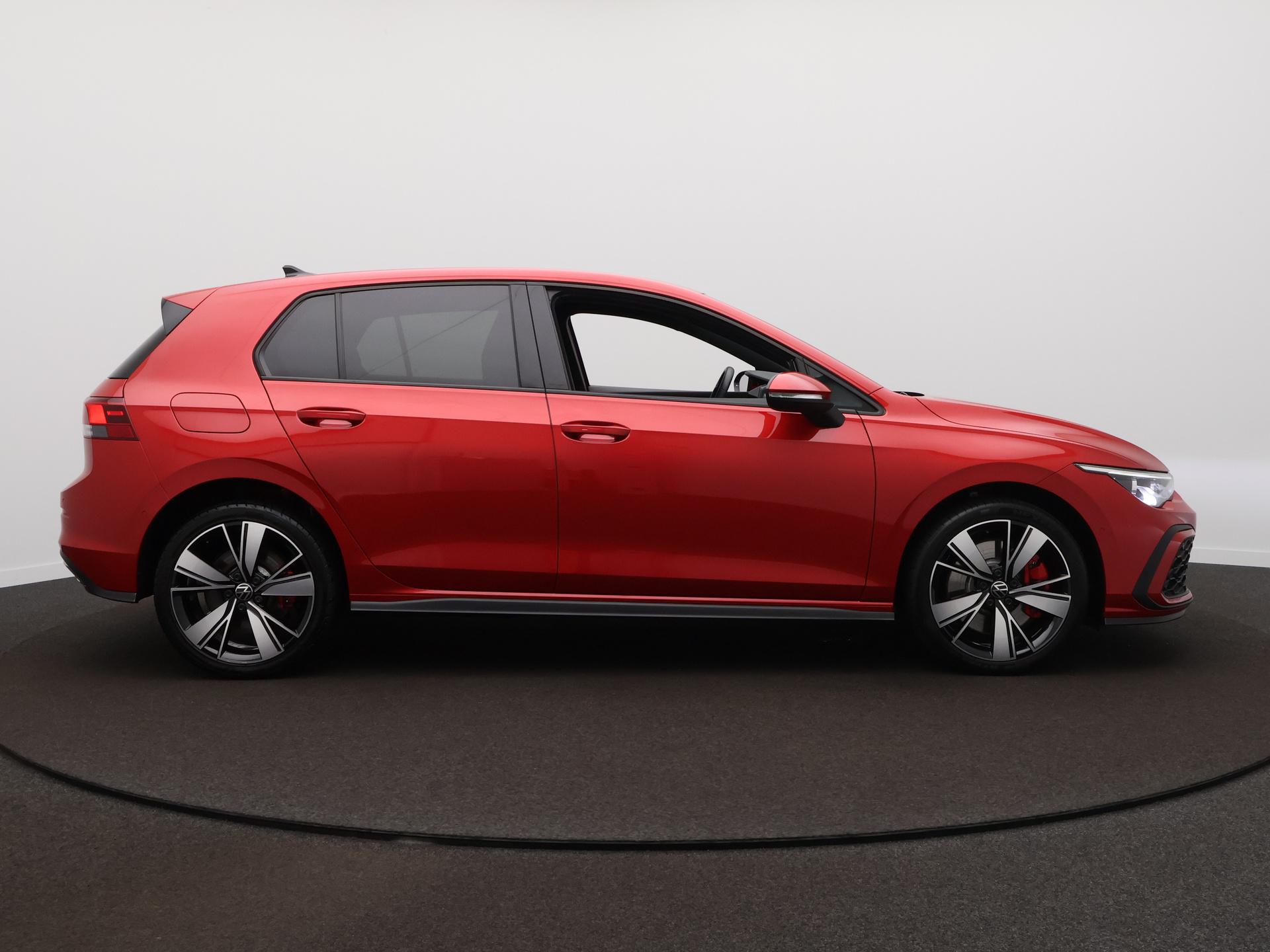 Foto van Volkswagen Golf GTE