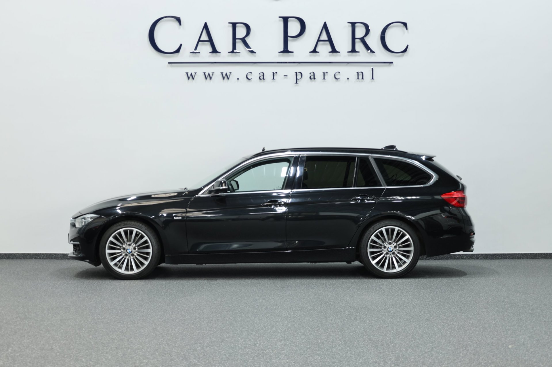 Foto van BMW 330i