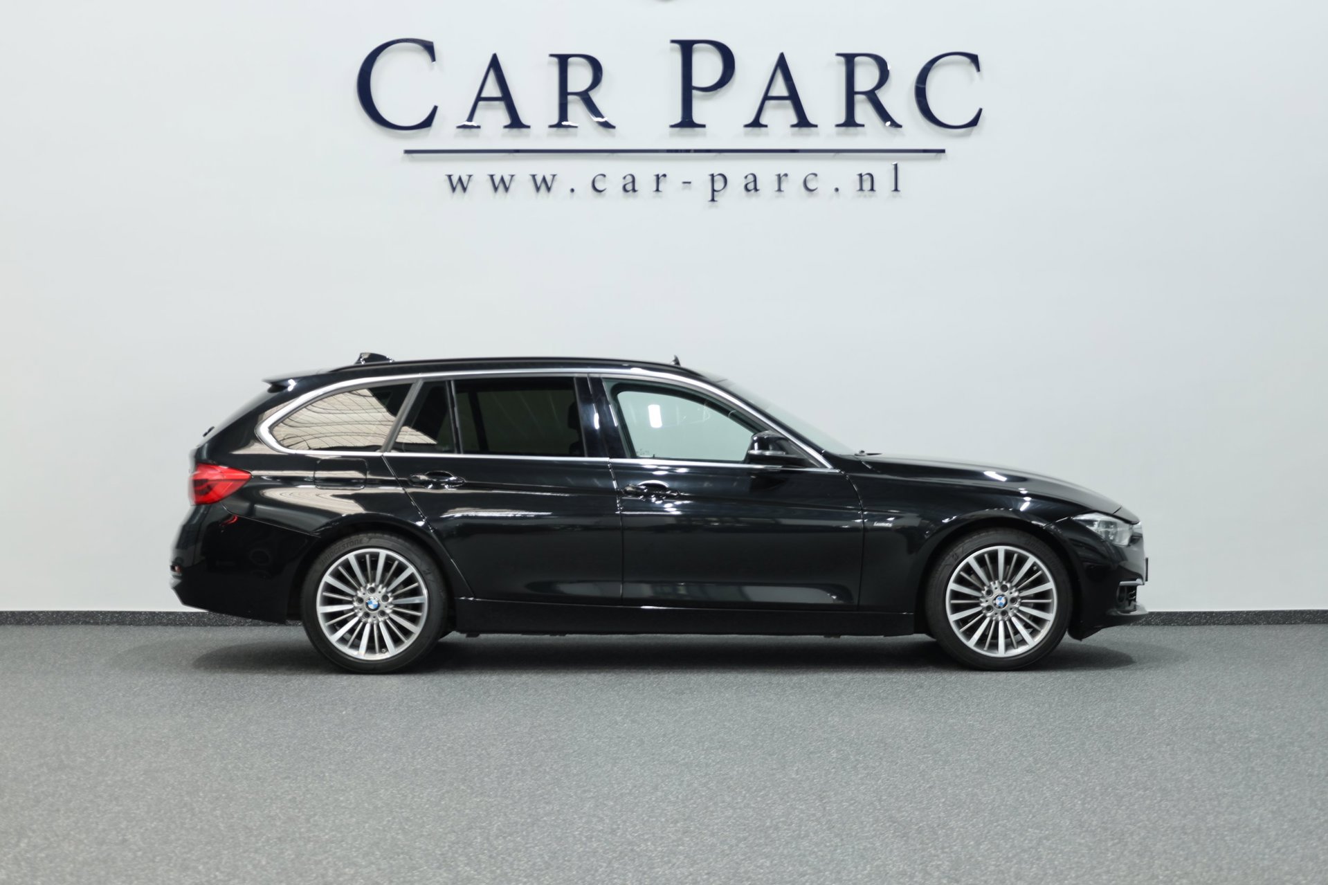 Foto van BMW 330i