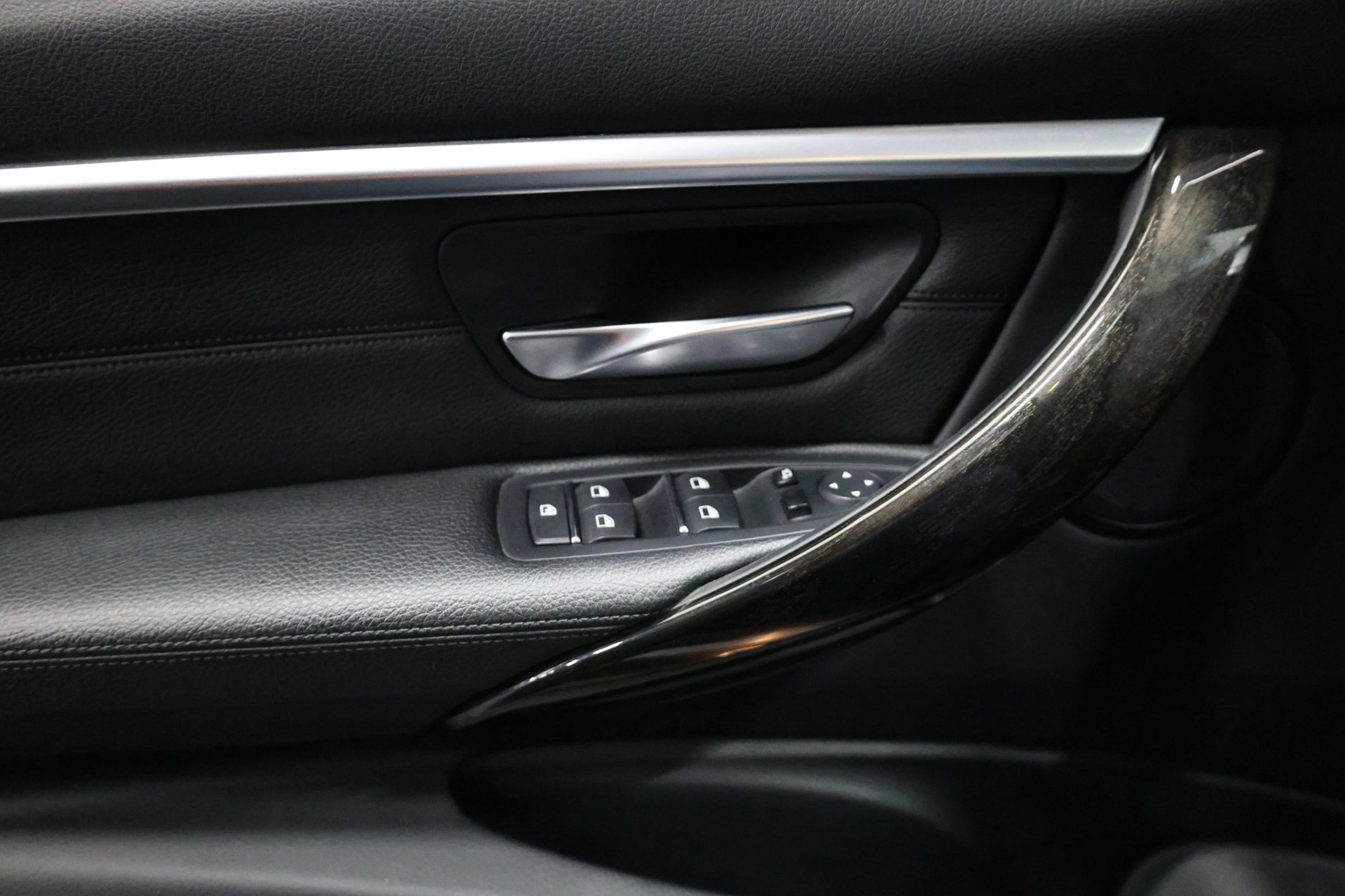Foto van BMW 330i