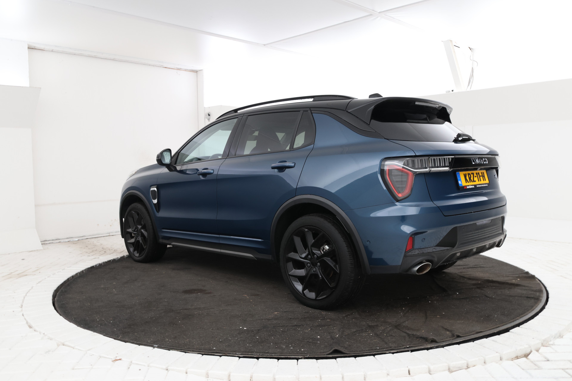 Foto van Lynk&co LYNK & Co 01