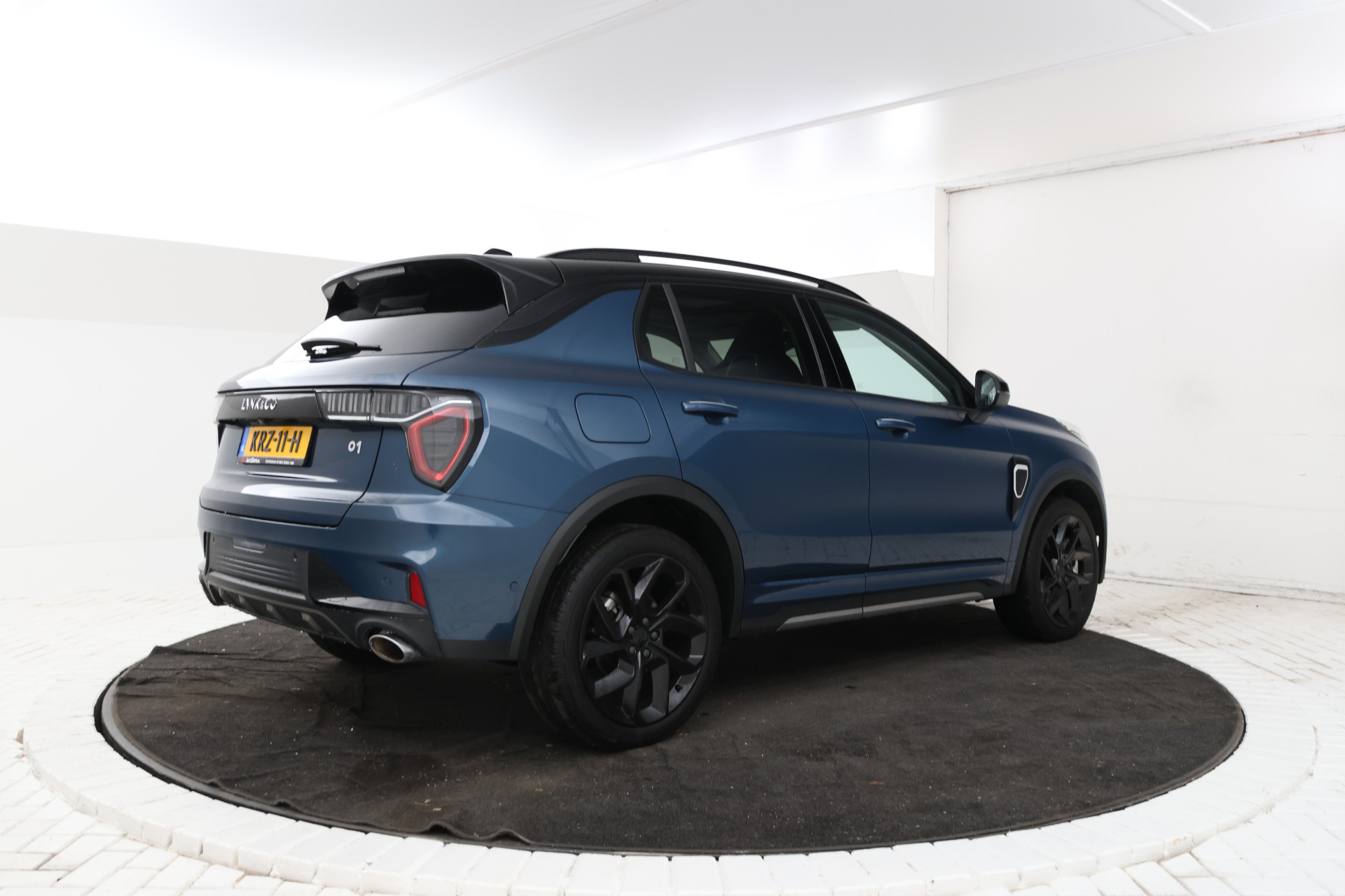 Foto van Lynk&co LYNK & Co 01