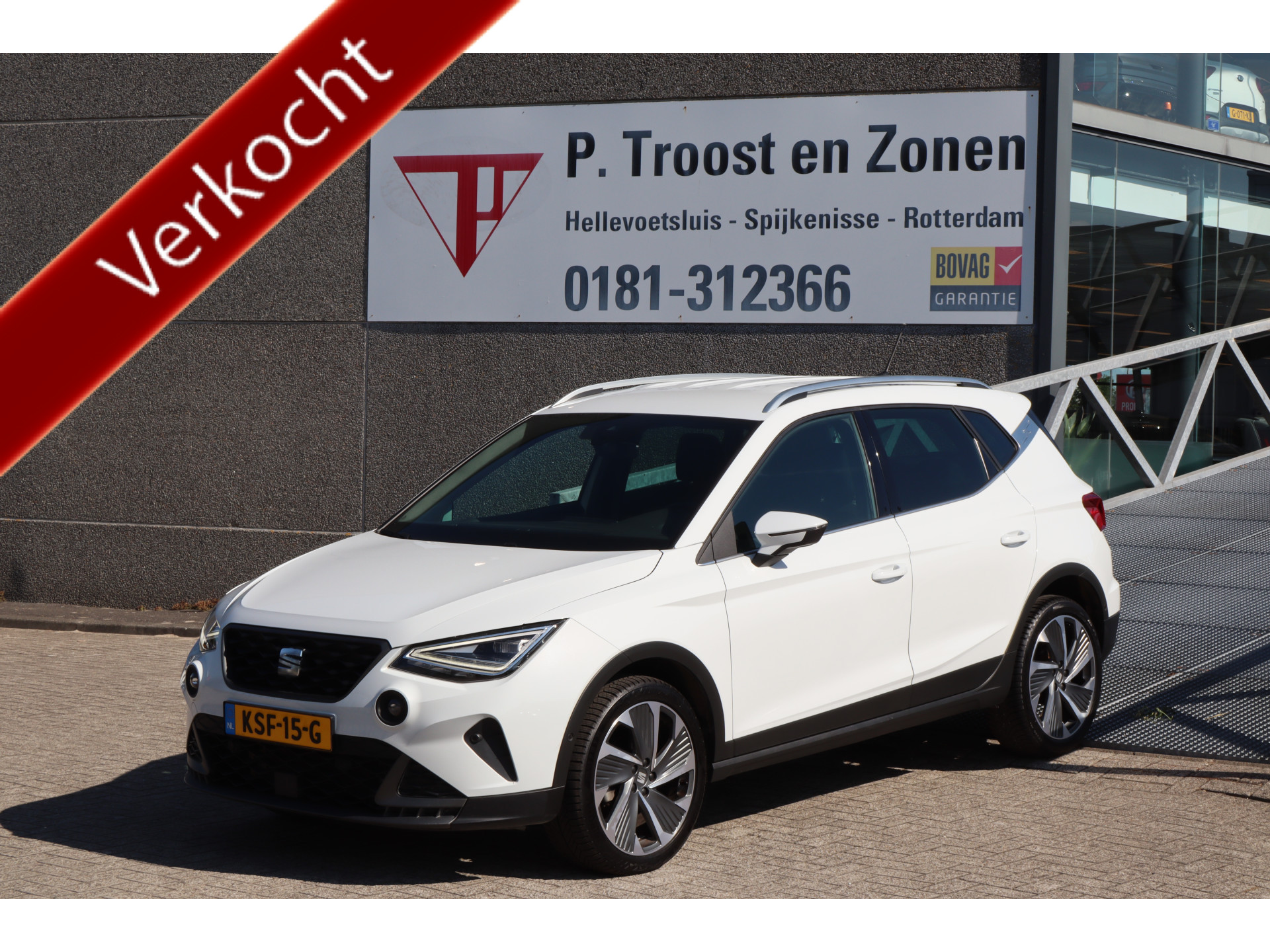 Seat Arona 1.0 EcoTSI Style Business Connect Automaat! Stoelverwarming/Apple carplay/Achteruitrijcamera/Parkeersensoren/Dodehoek detectie 2024 - voorkant