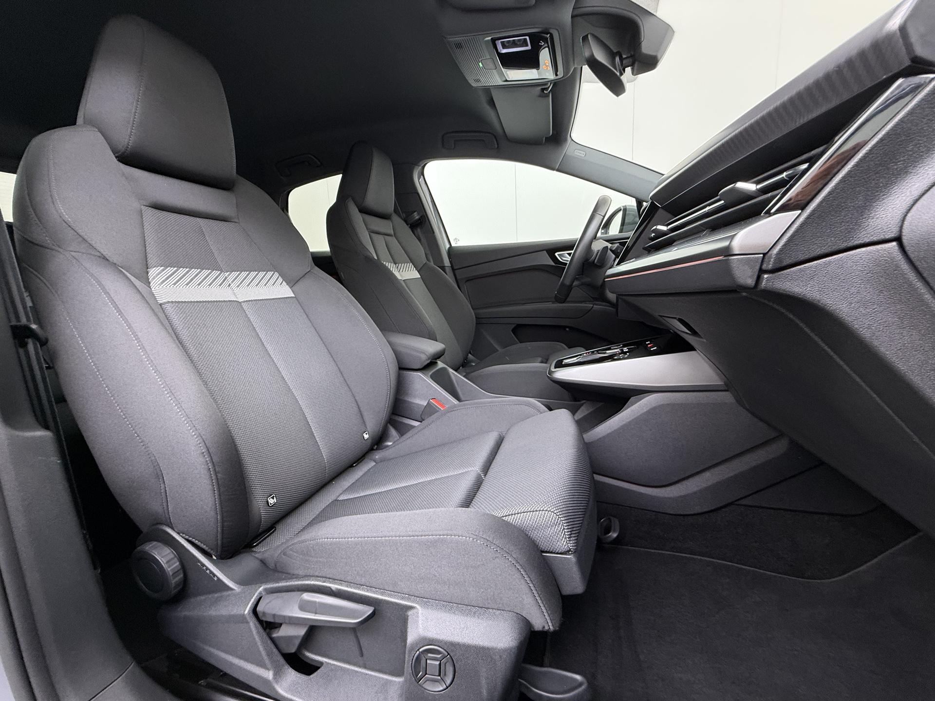 Foto van Audi Q4 Sportback E-tron