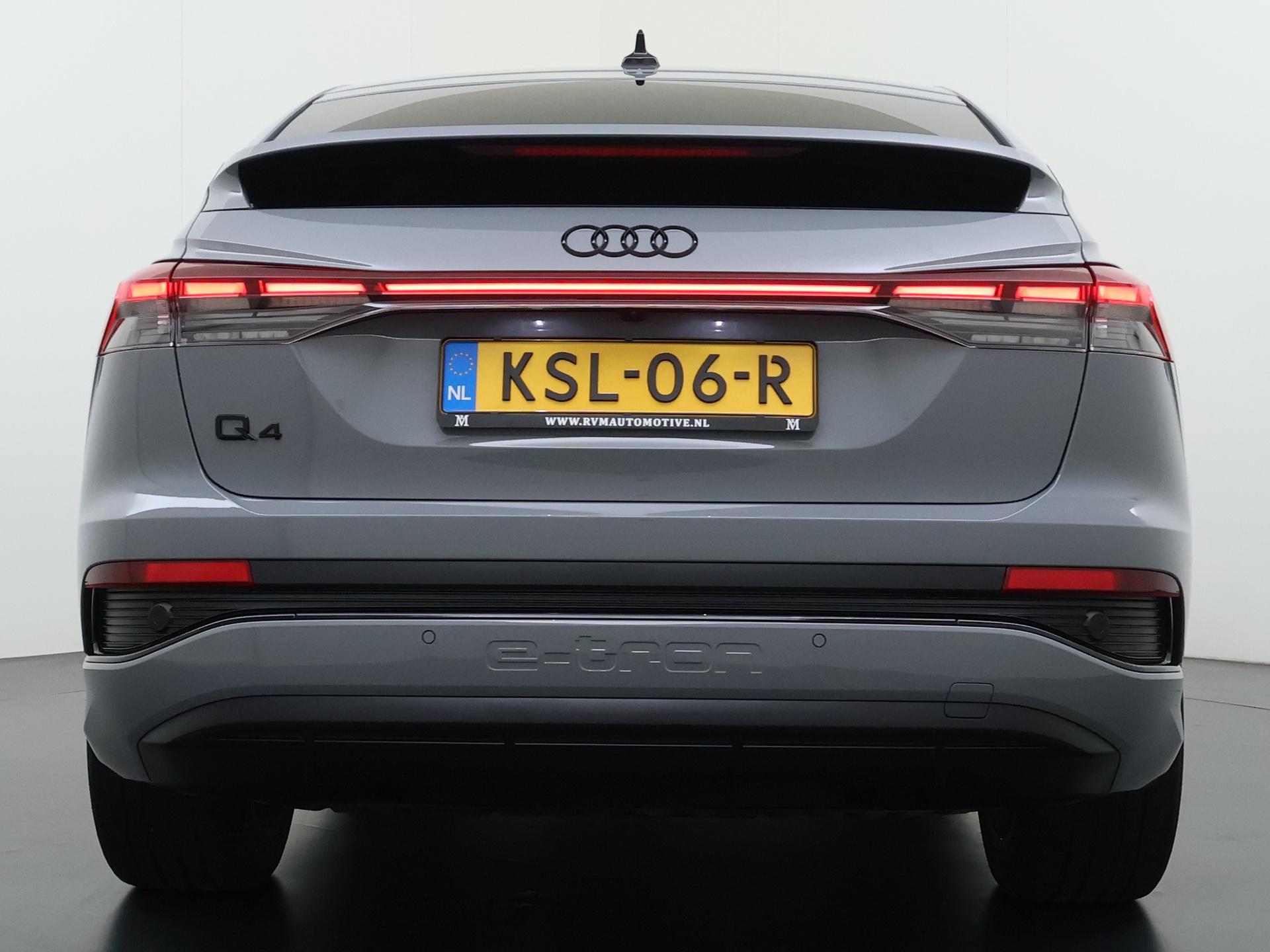 Foto van Audi Q4 Sportback E-tron
