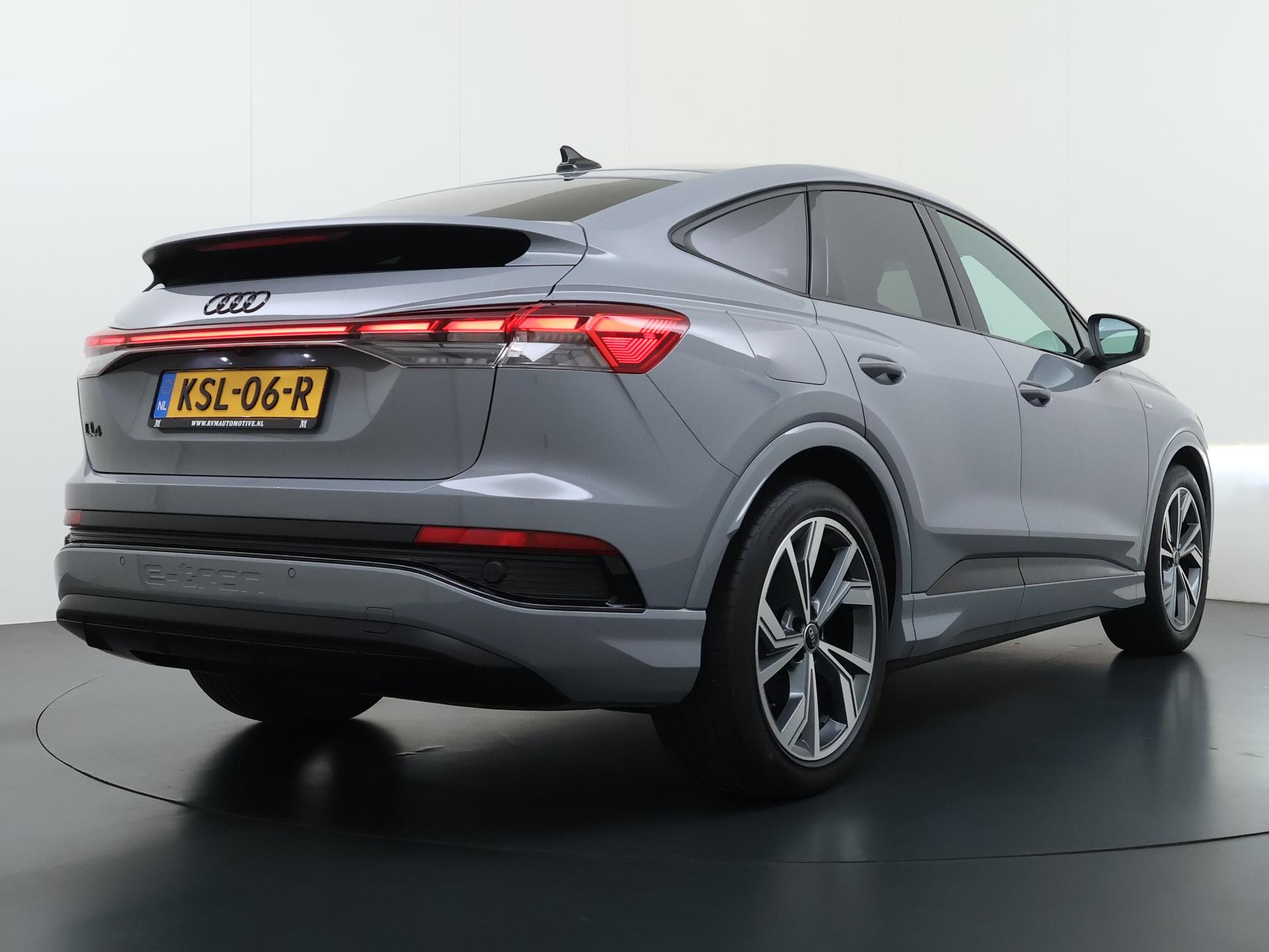 Foto van Audi Q4 Sportback E-tron