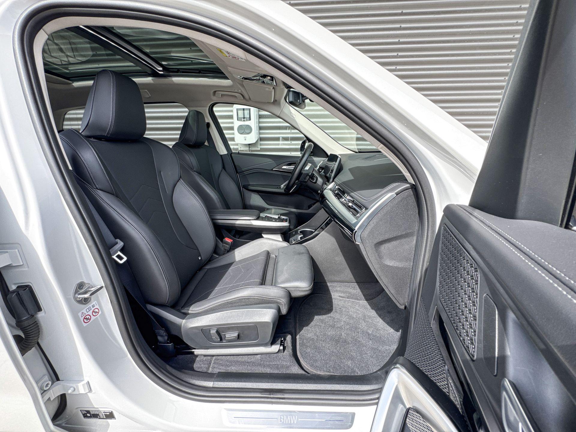Foto van BMW Ix1 Xdrive30