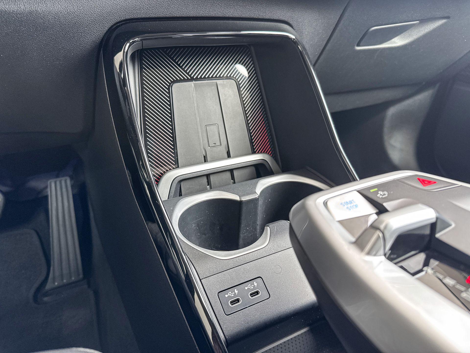 Foto van BMW Ix1 Xdrive30