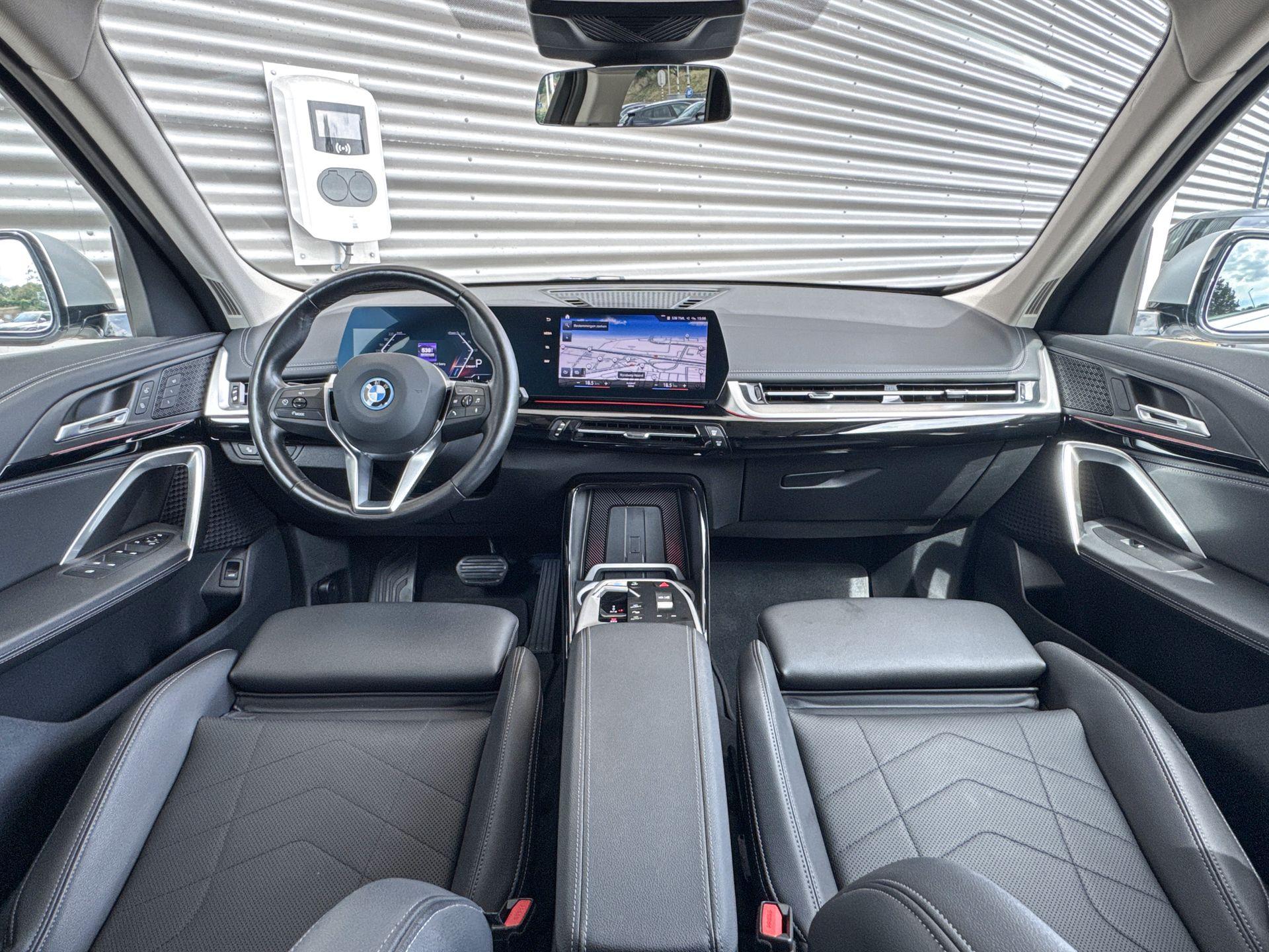 Foto van BMW Ix1 Xdrive30