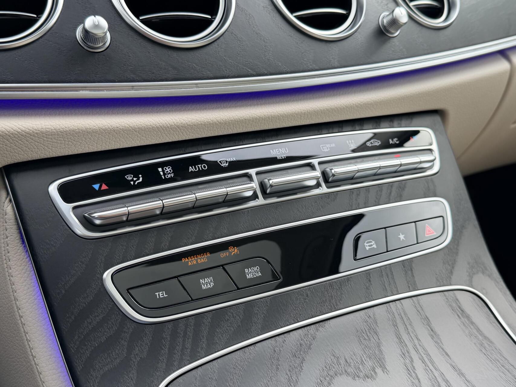Foto van Mercedes-Benz E 300 E