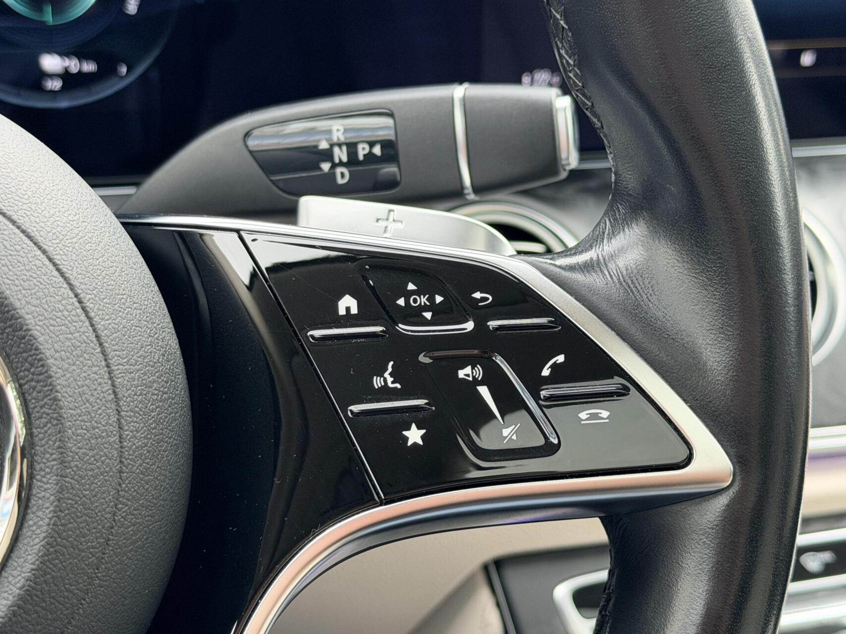 Foto van Mercedes-Benz E 300 E