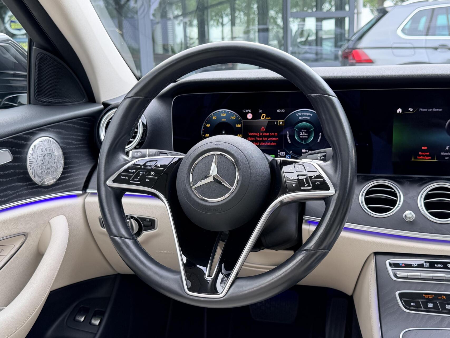 Foto van Mercedes-Benz E 300 E