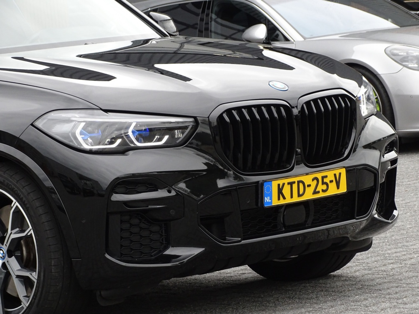 Foto van BMW X5 Xdrive45e
