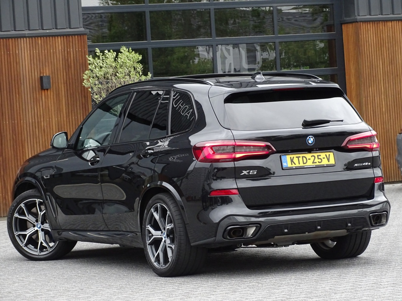 Foto van BMW X5 Xdrive45e