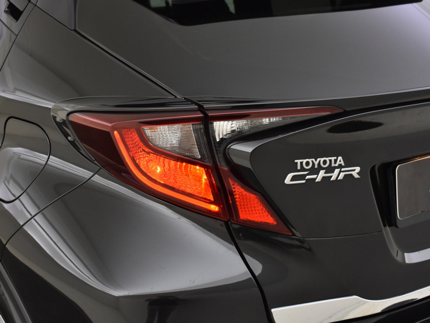 Foto van Toyota Toyota C-hr