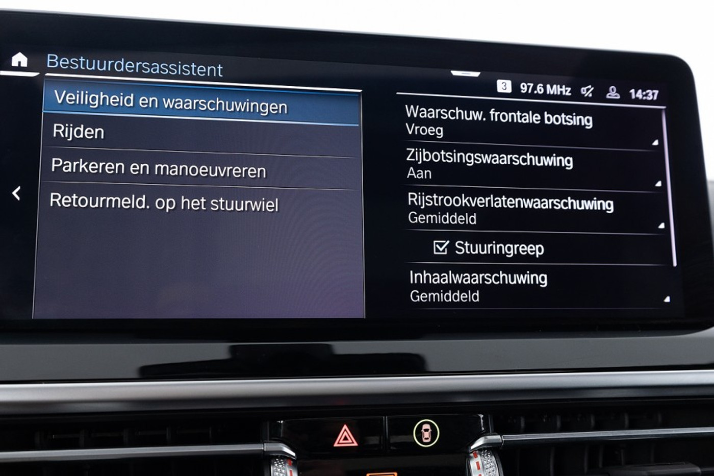 Foto van BMW Ix3