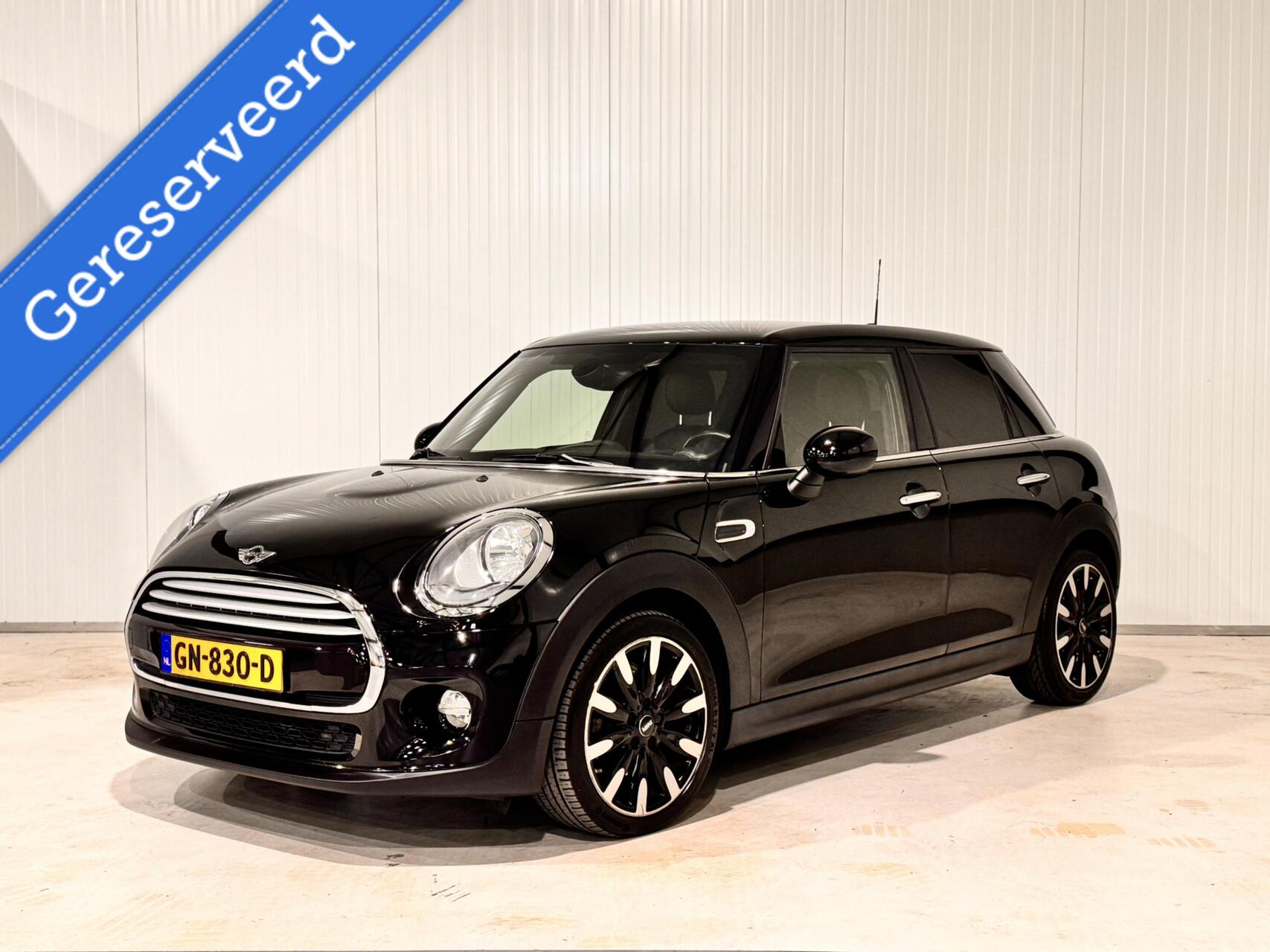 Mini Cooper 1.5 Cooper Chili Serious Business|LEDER|CRUISE 2015 - voorkant