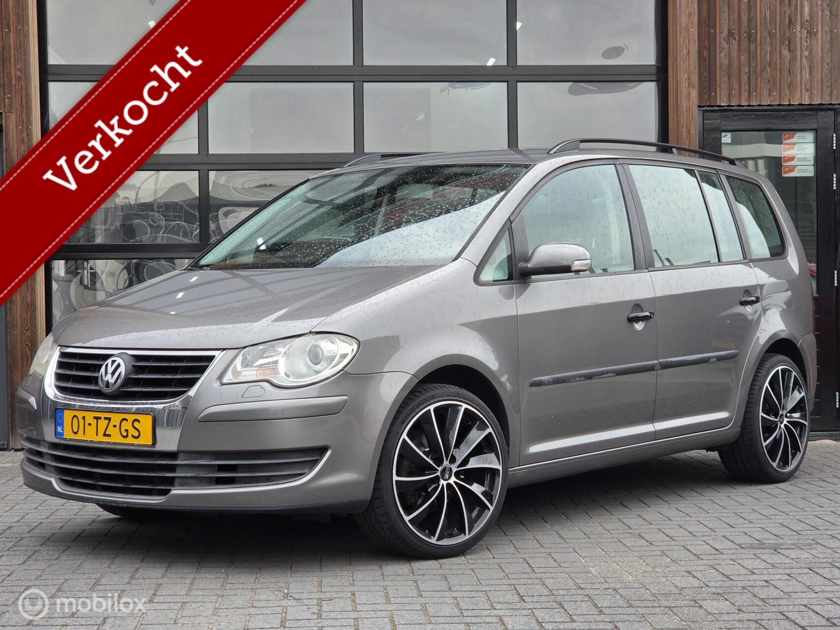 Volkswagen Touran 1.4 TSI 140PK DSG AUTOMAAT CRUISE TREKHAAK 2007 - voorkant