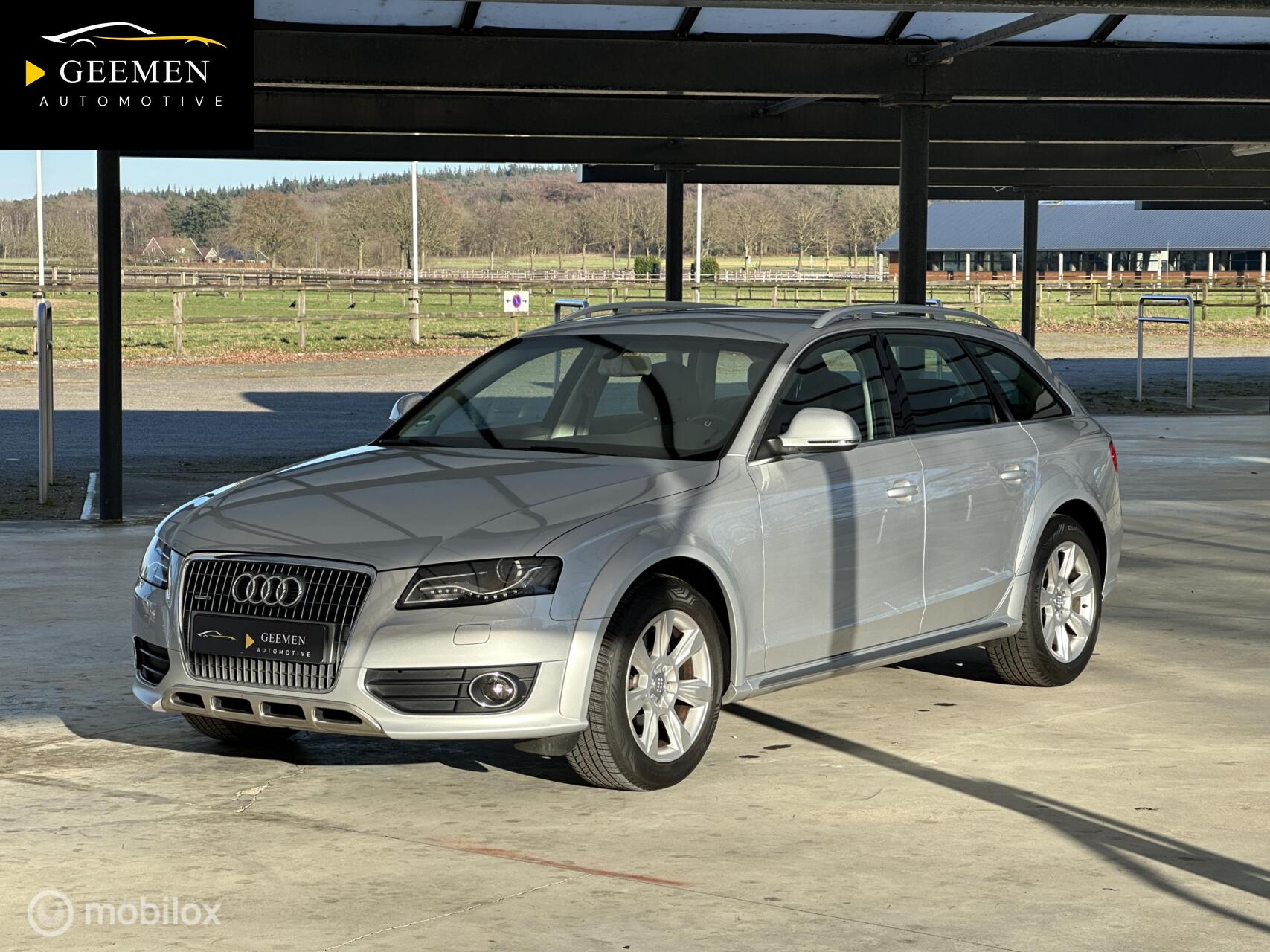 Audi Audi A4 Allroad Quattro 2.0 TFSI Pro Line CARPLAY/NIEUWSTAAT 2011 - voorkant