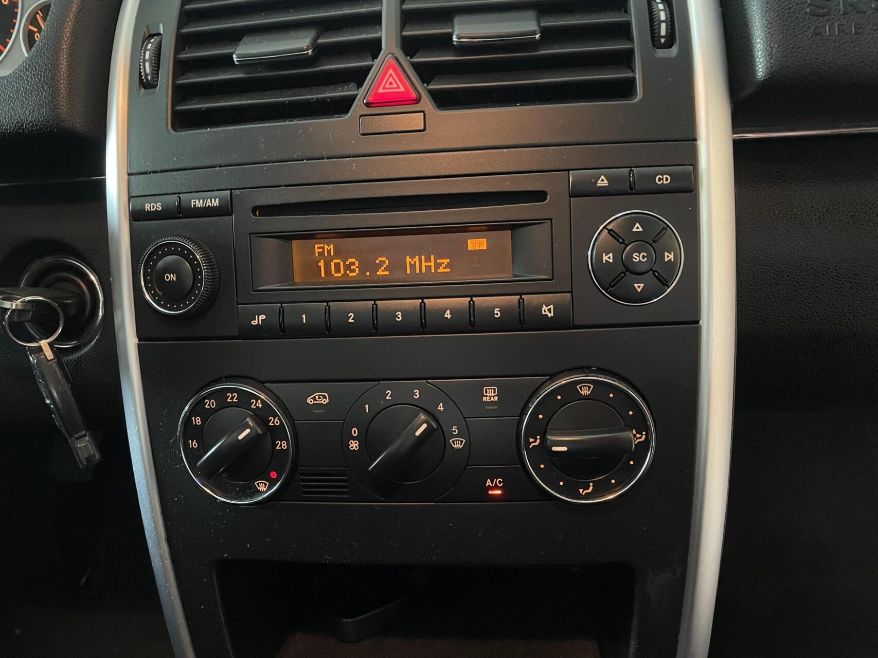 Foto van Mercedes-Benz B 170