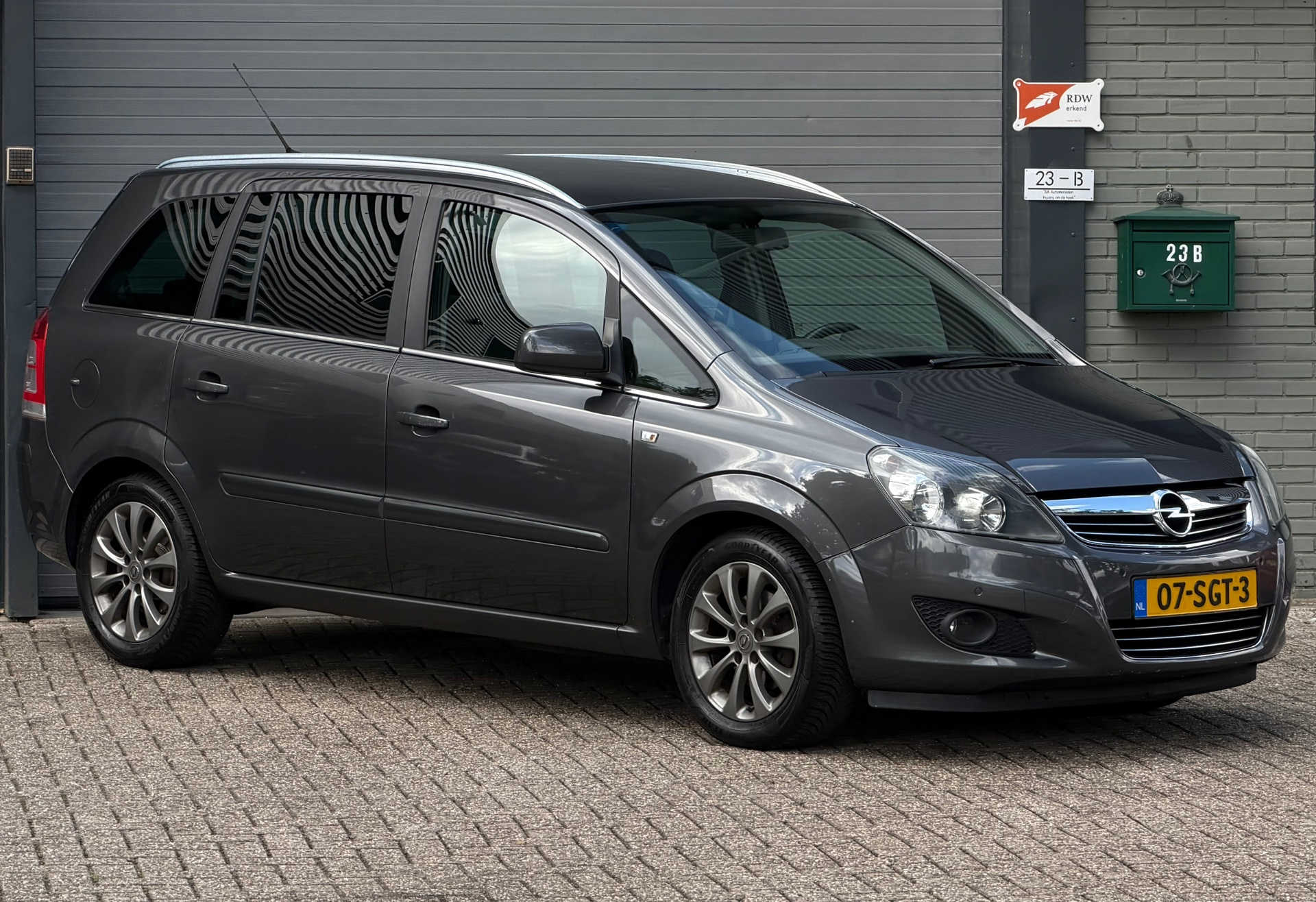 Foto van Opel Zafira