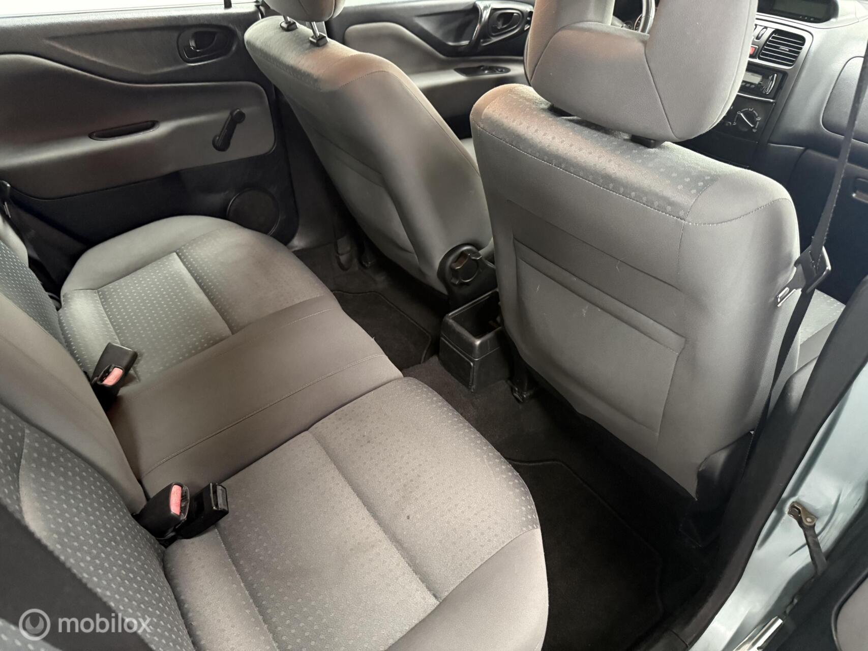 Foto van Mitsubishi Space Star