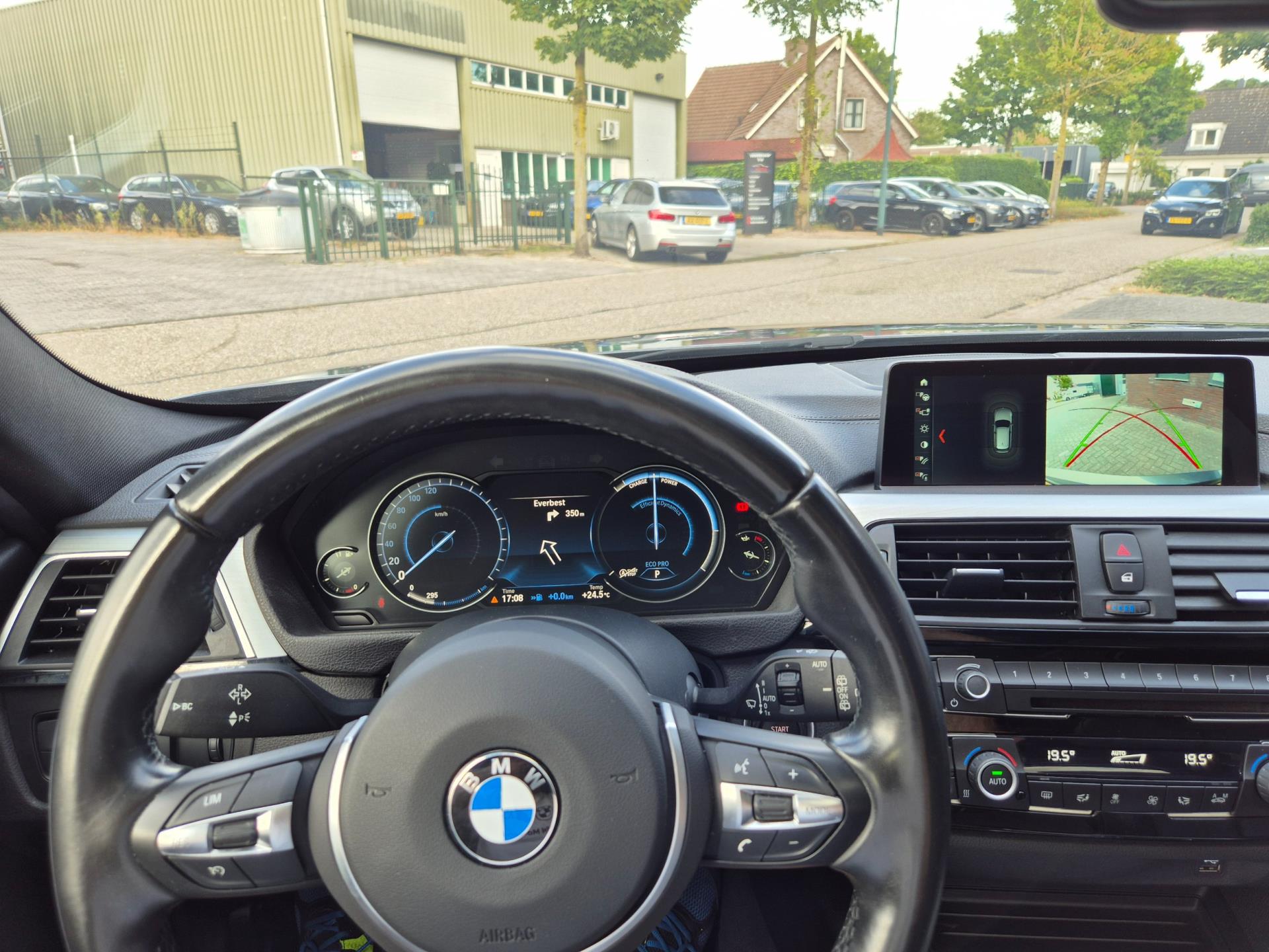 Foto van BMW 320i
