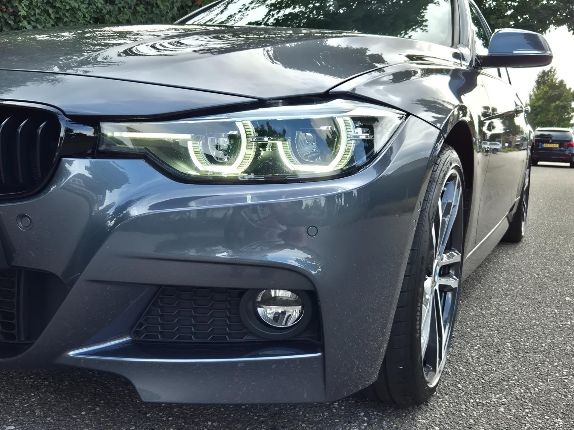 Foto van BMW 320i