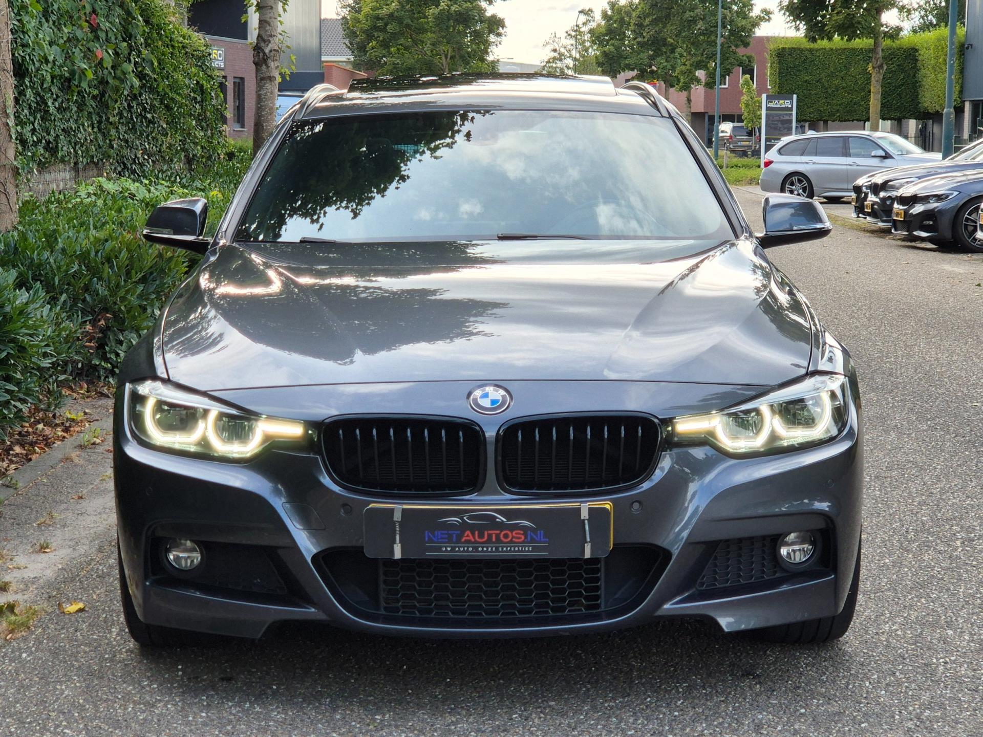 Foto van BMW 320i