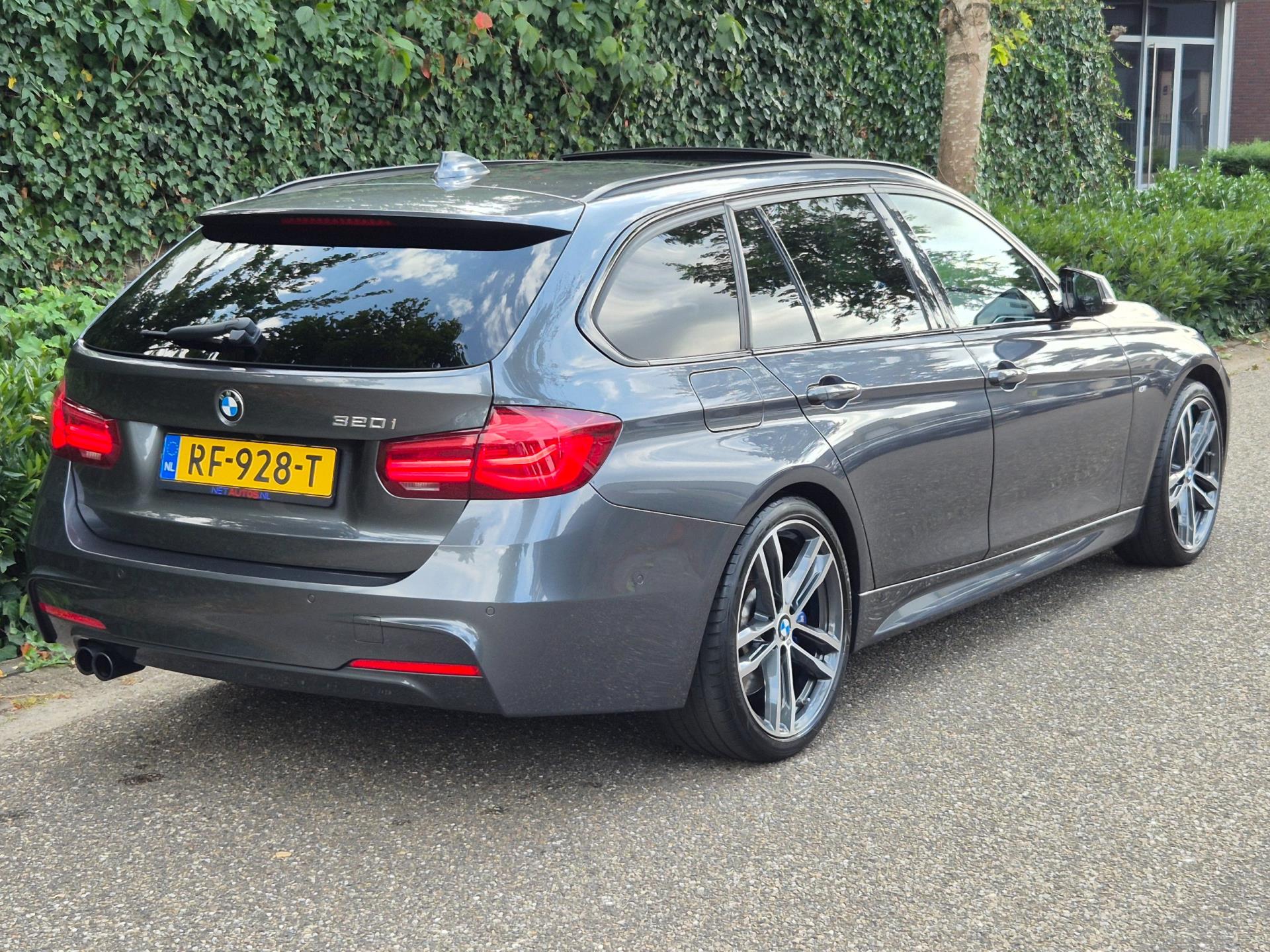 Foto van BMW 320i