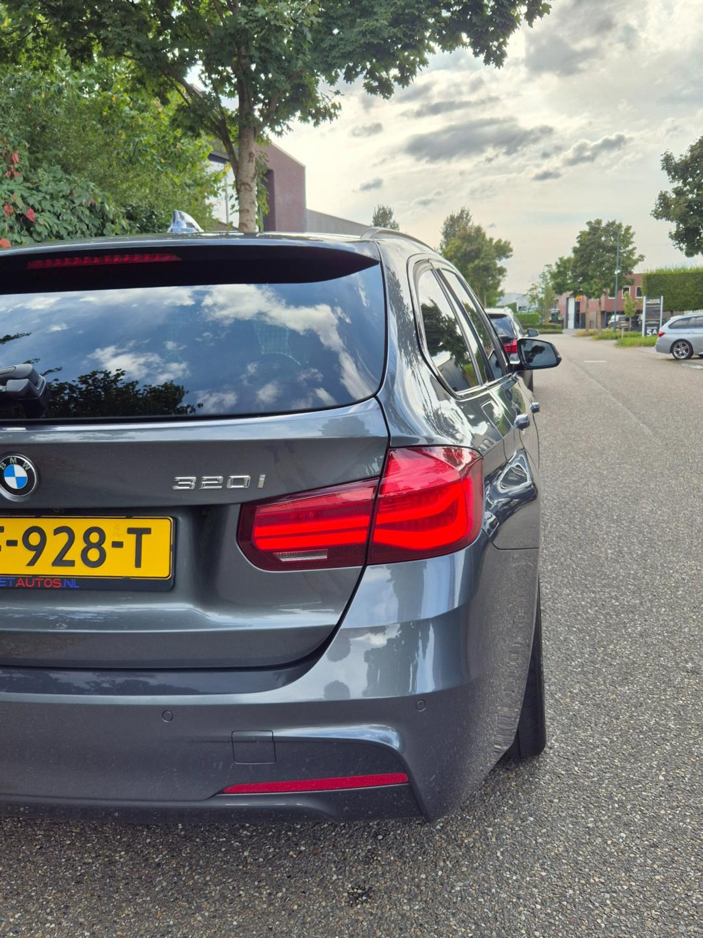 Foto van BMW 320i