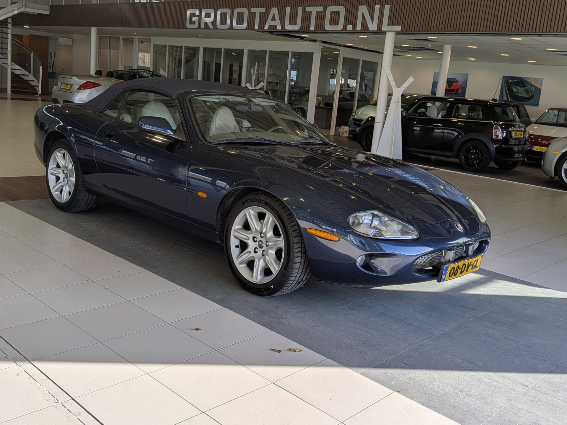 Jaguar Jaguar Xk8 Convertible 4.0 V8 Convertible Automaat 2000 - voorkant