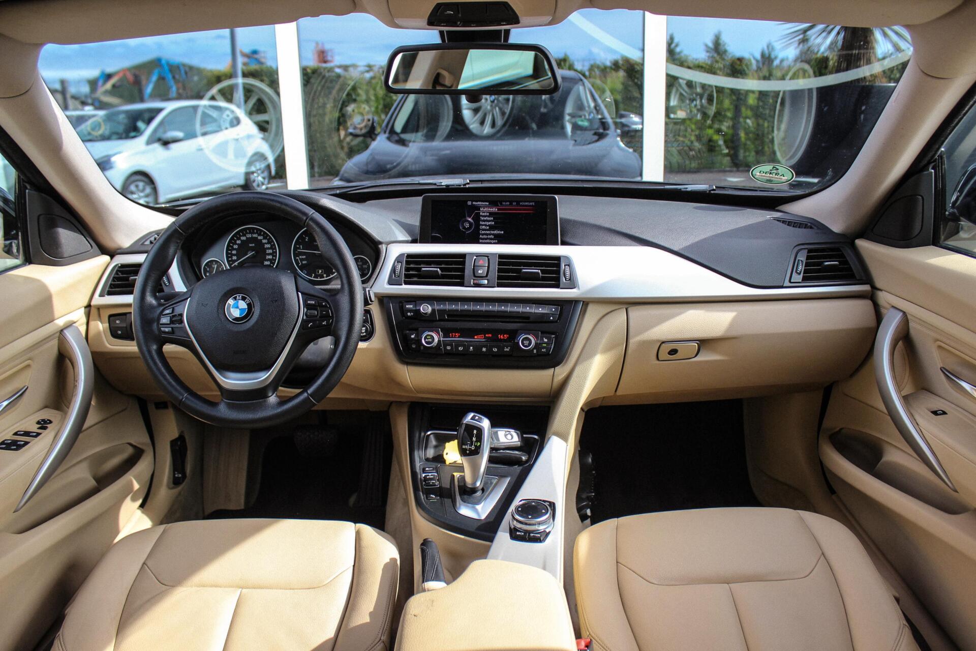 Foto van BMW 320i