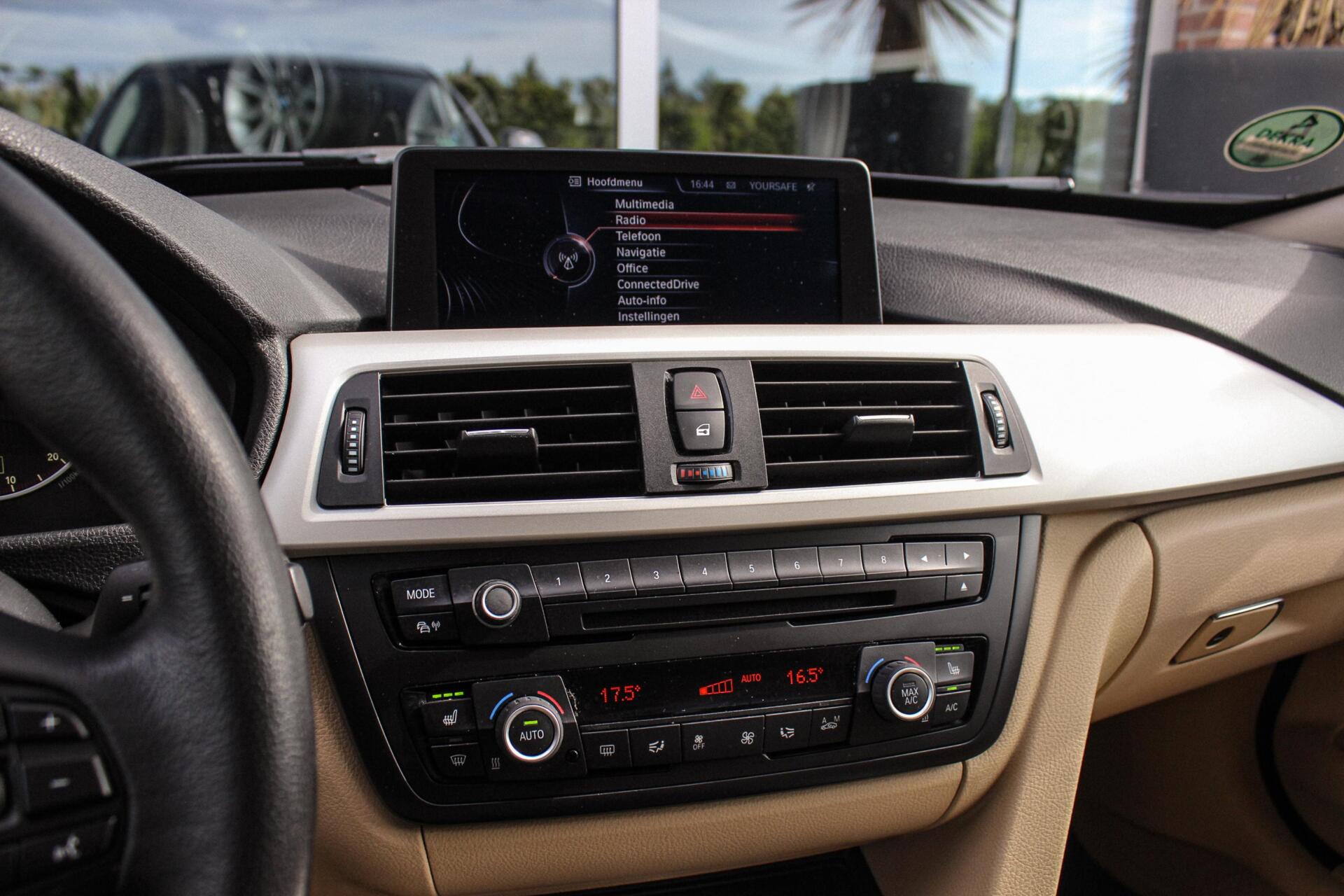 Foto van BMW 320i
