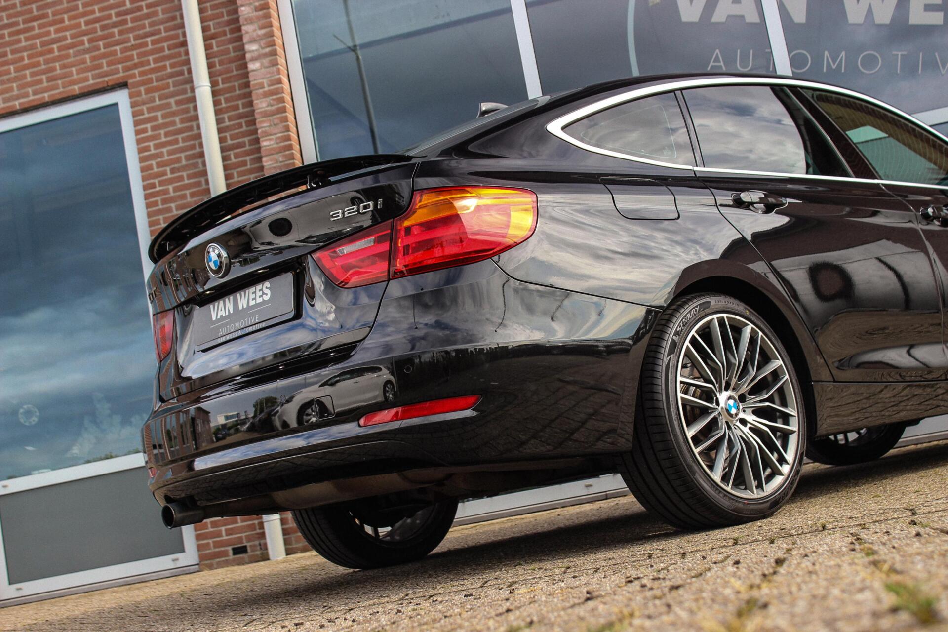 Foto van BMW 320i