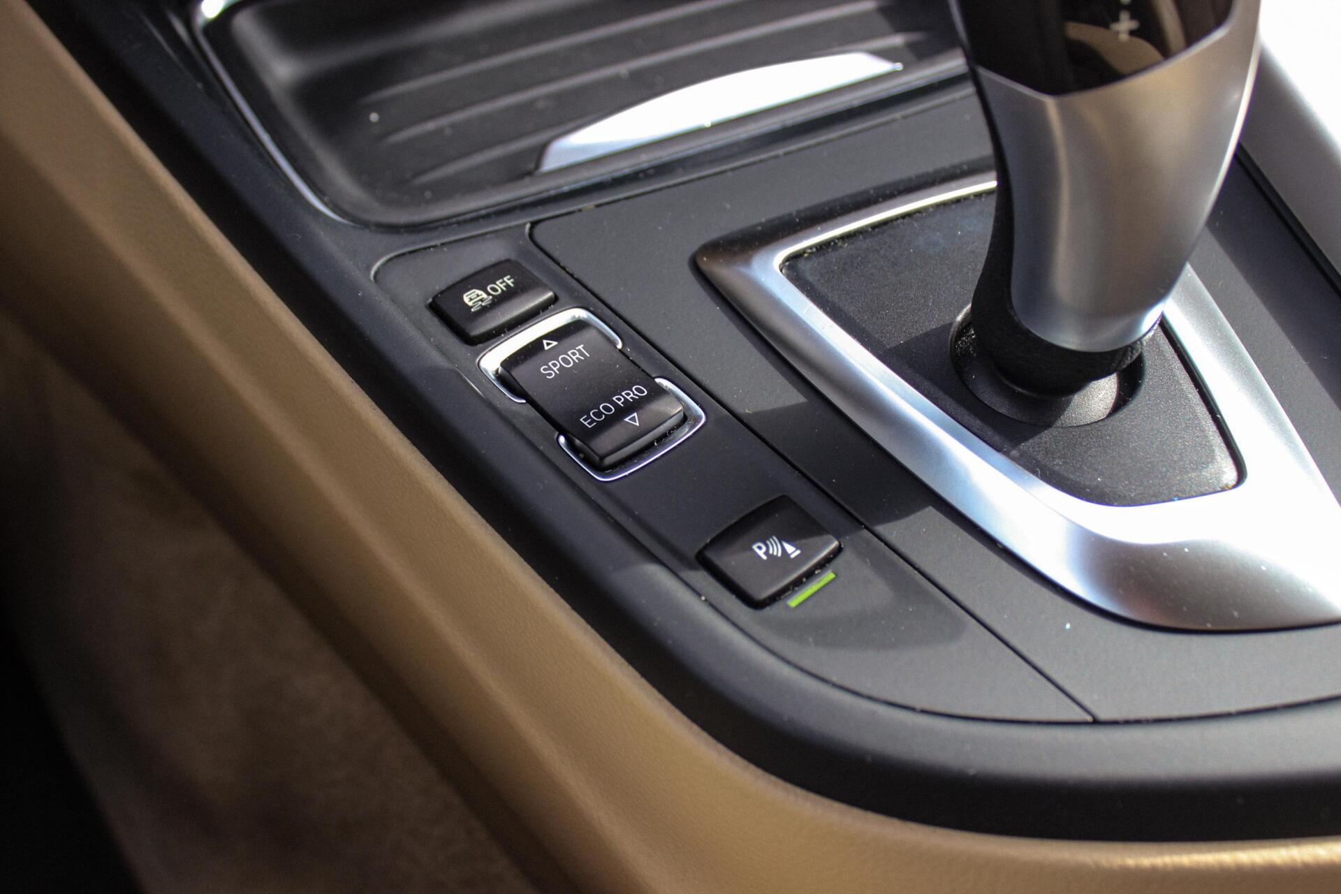 Foto van BMW 320i