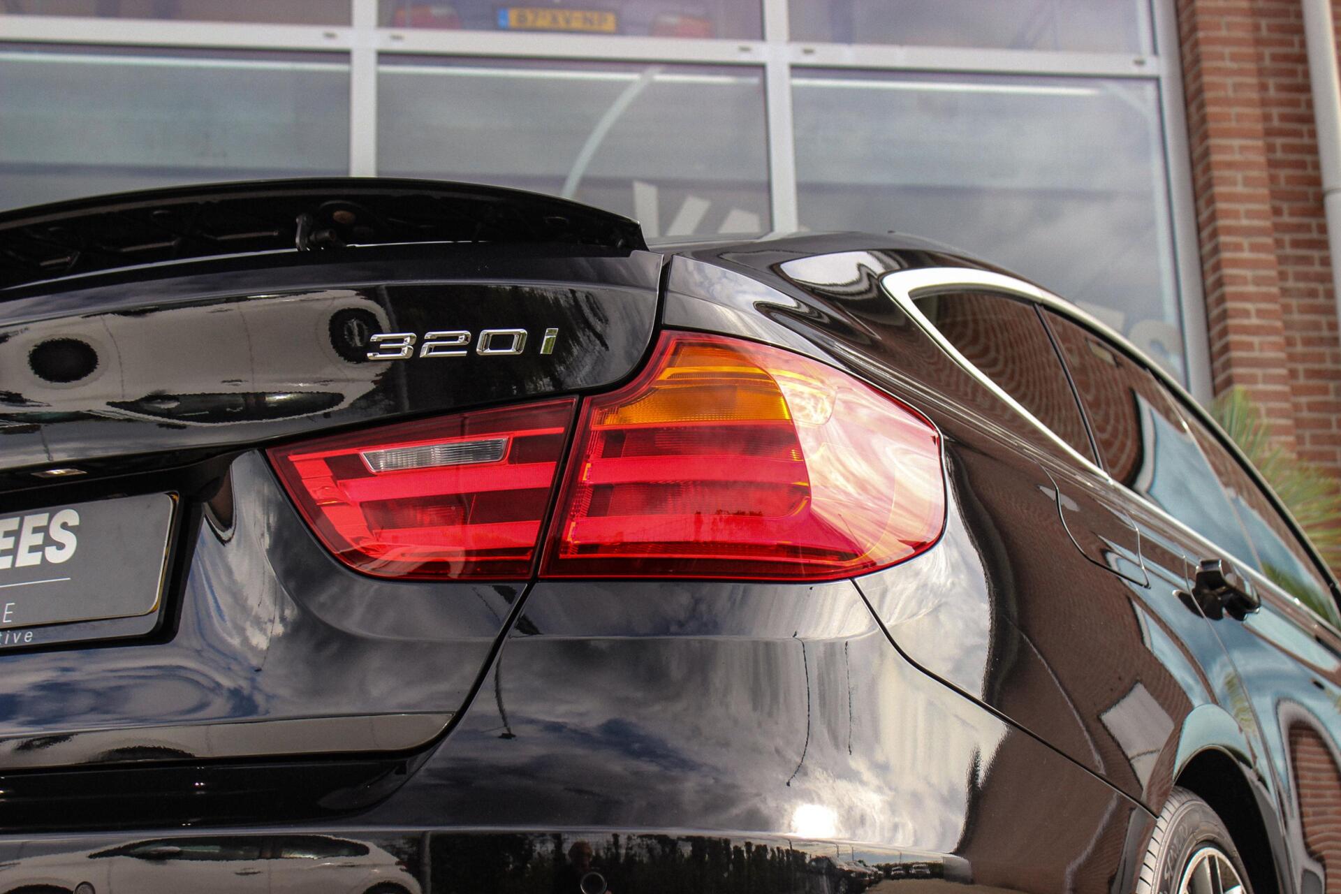 Foto van BMW 320i