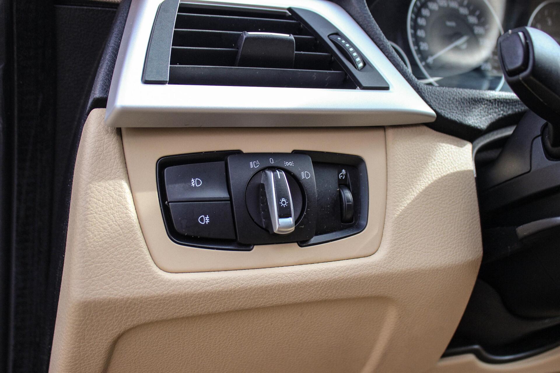 Foto van BMW 320i