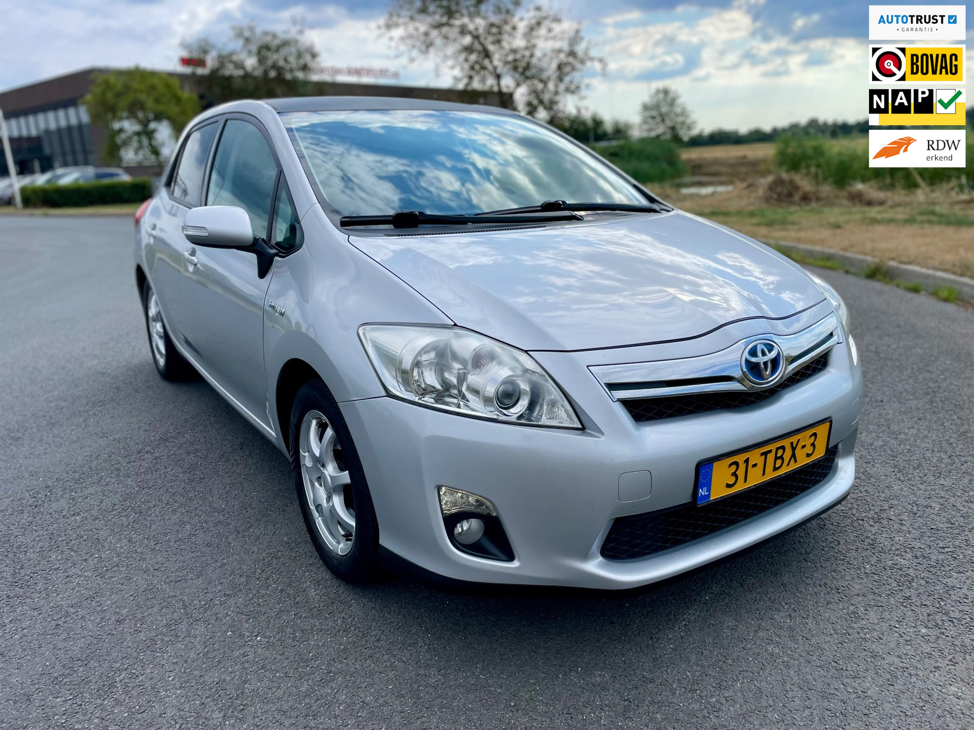 Toyota Toyota Auris 1.8 Full Hybrid Aspiration, Aut, Trekhaak, Navi, Pdc, Cruise/Climate control, Lmv, Geen import, Nap, Goed oh! 2012 - voorkant