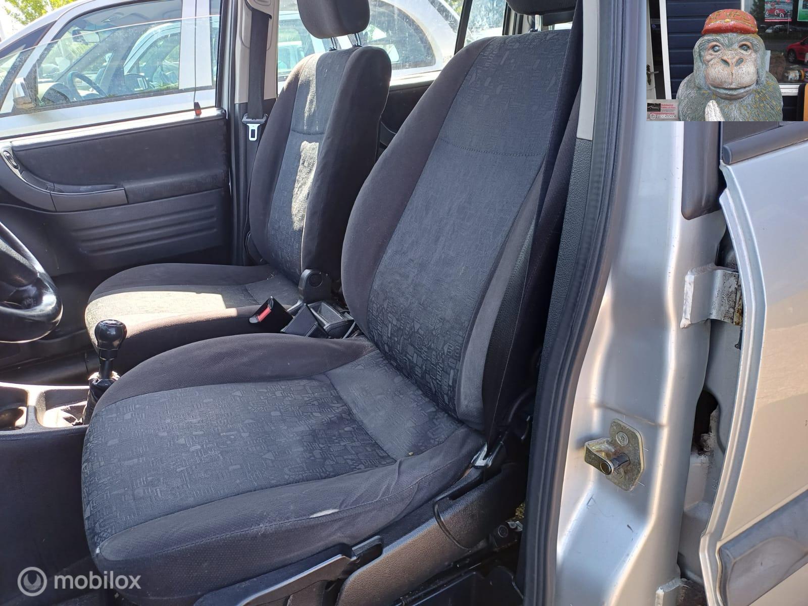 Foto van Opel Zafira-a