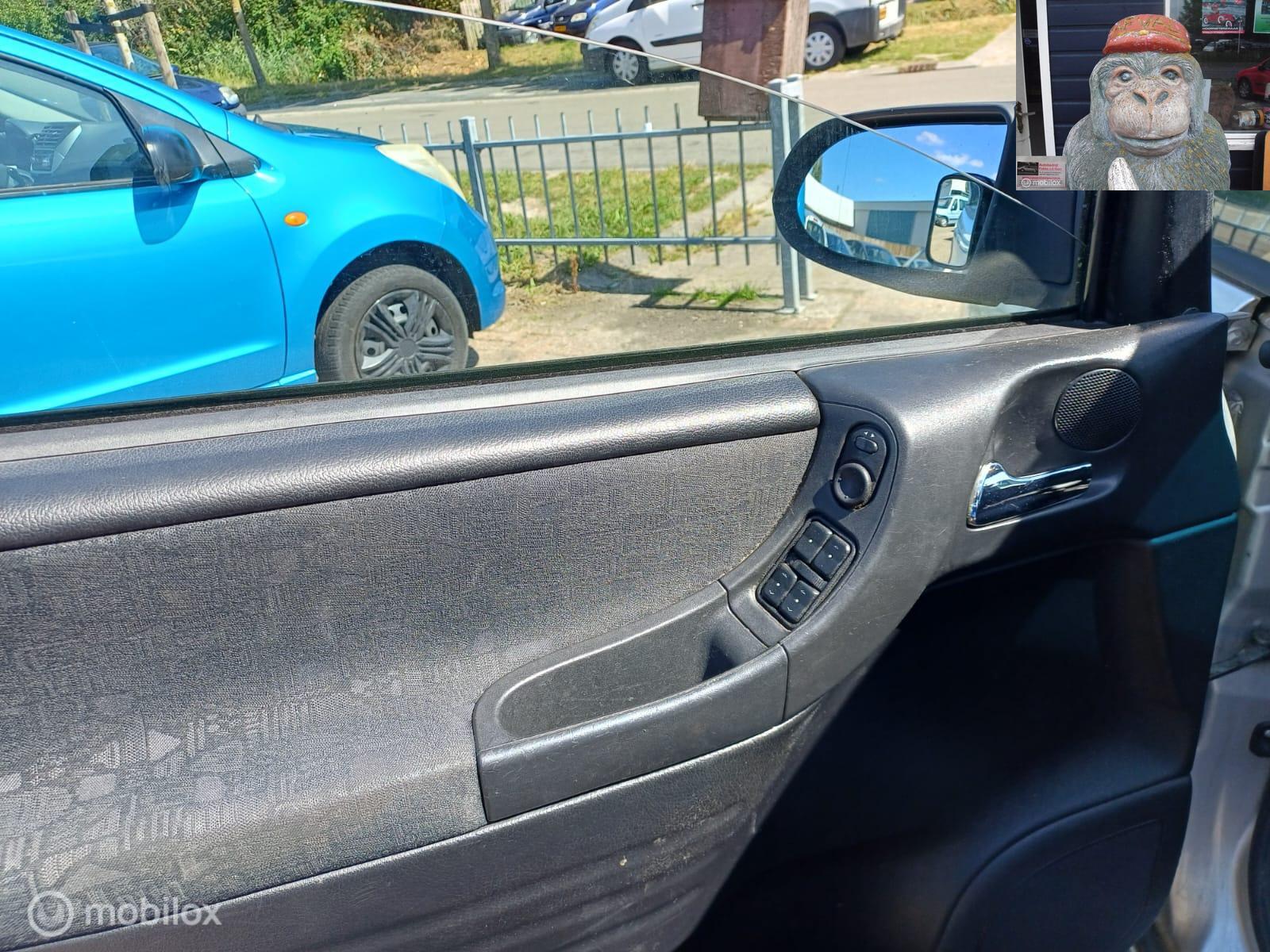 Foto van Opel Zafira-a